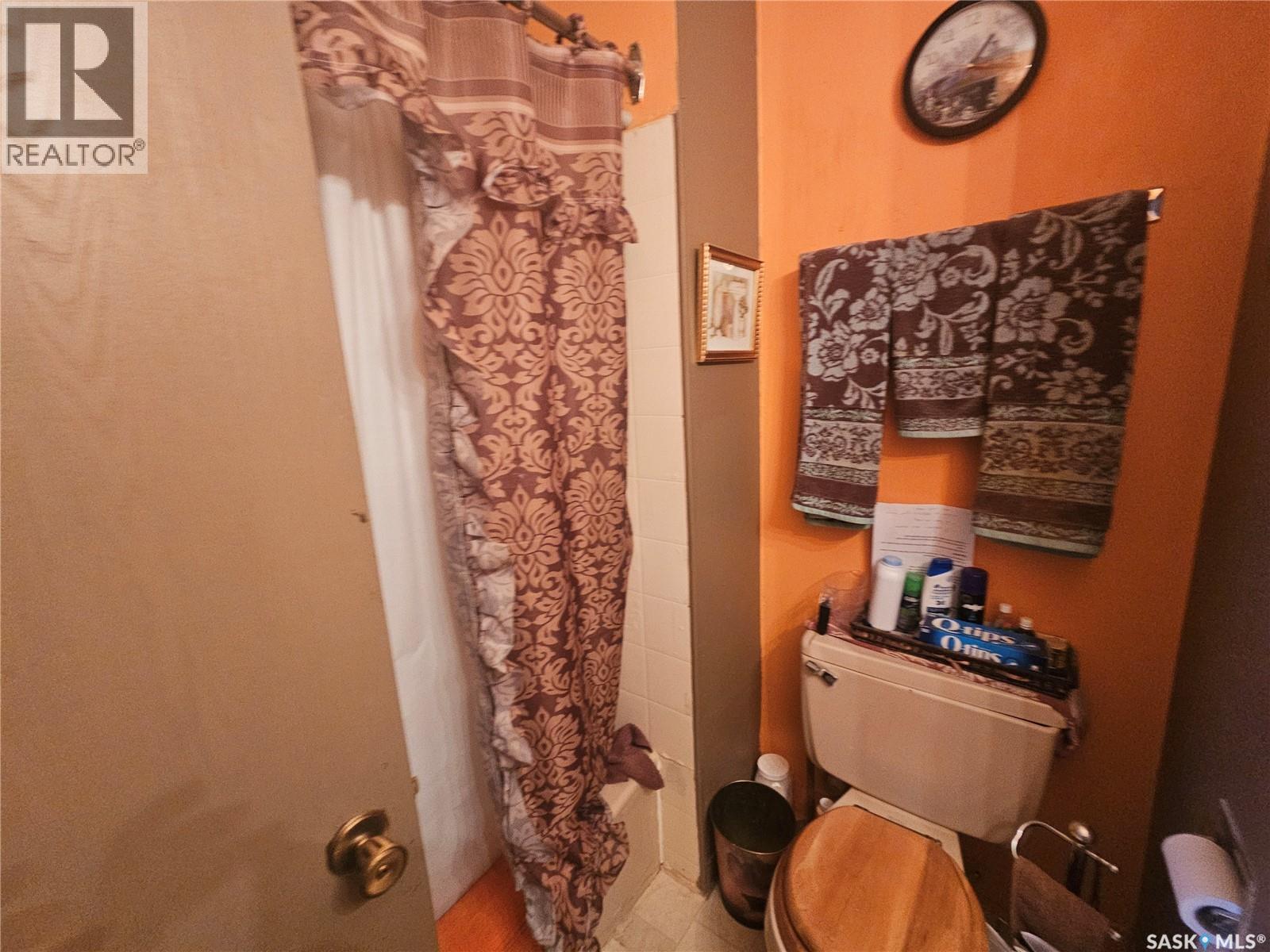 579 Poplar Crescent, Shaunavon, Saskatchewan  S0N 2M0 - Photo 16 - SK033598