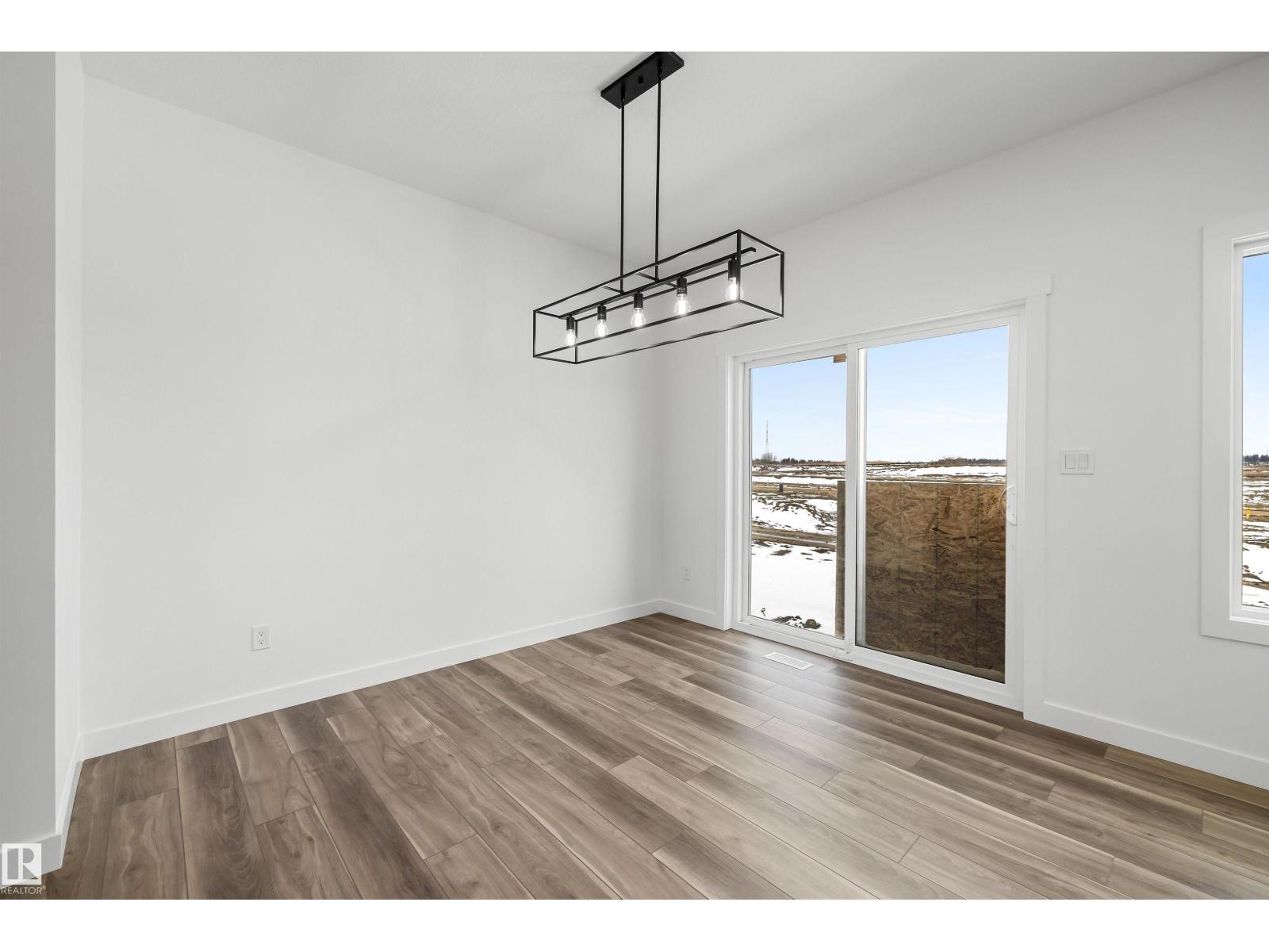 622 176 Av NE, Edmonton, Alberta  T5Y 4K3 - Photo 10 - E4473715