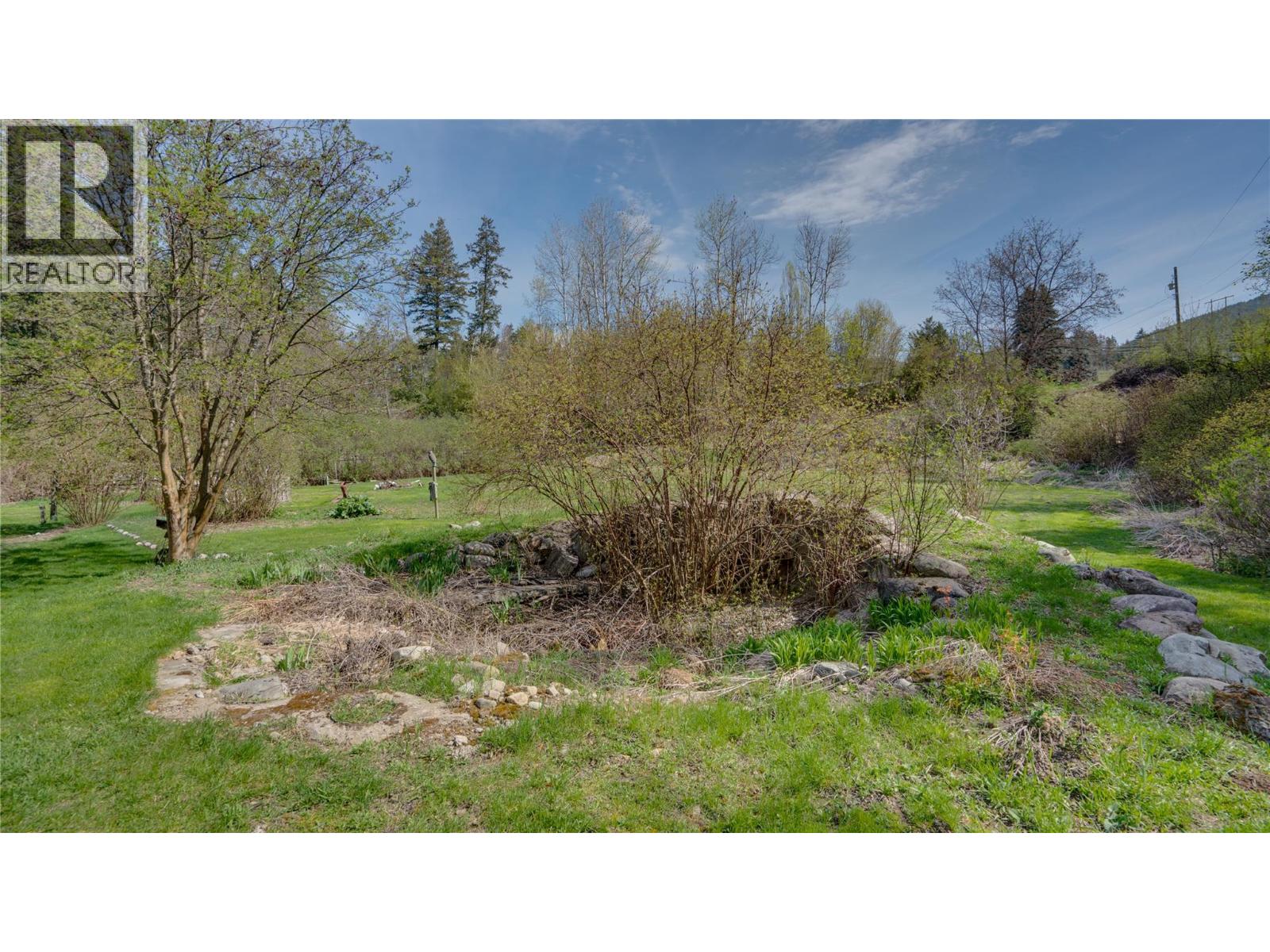 5677 Brentwood Road, Vernon, British Columbia  V1B 3K1 - Photo 35 - 10384654