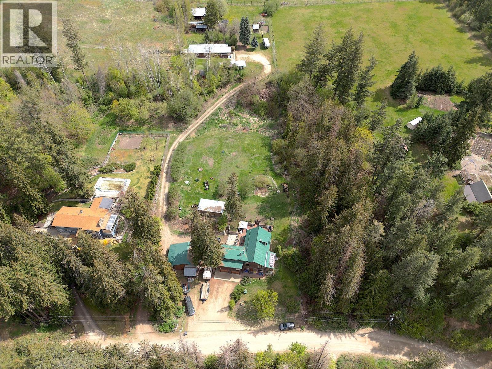 5677 Brentwood Road, Vernon, British Columbia  V1B 3K1 - Photo 47 - 10384654