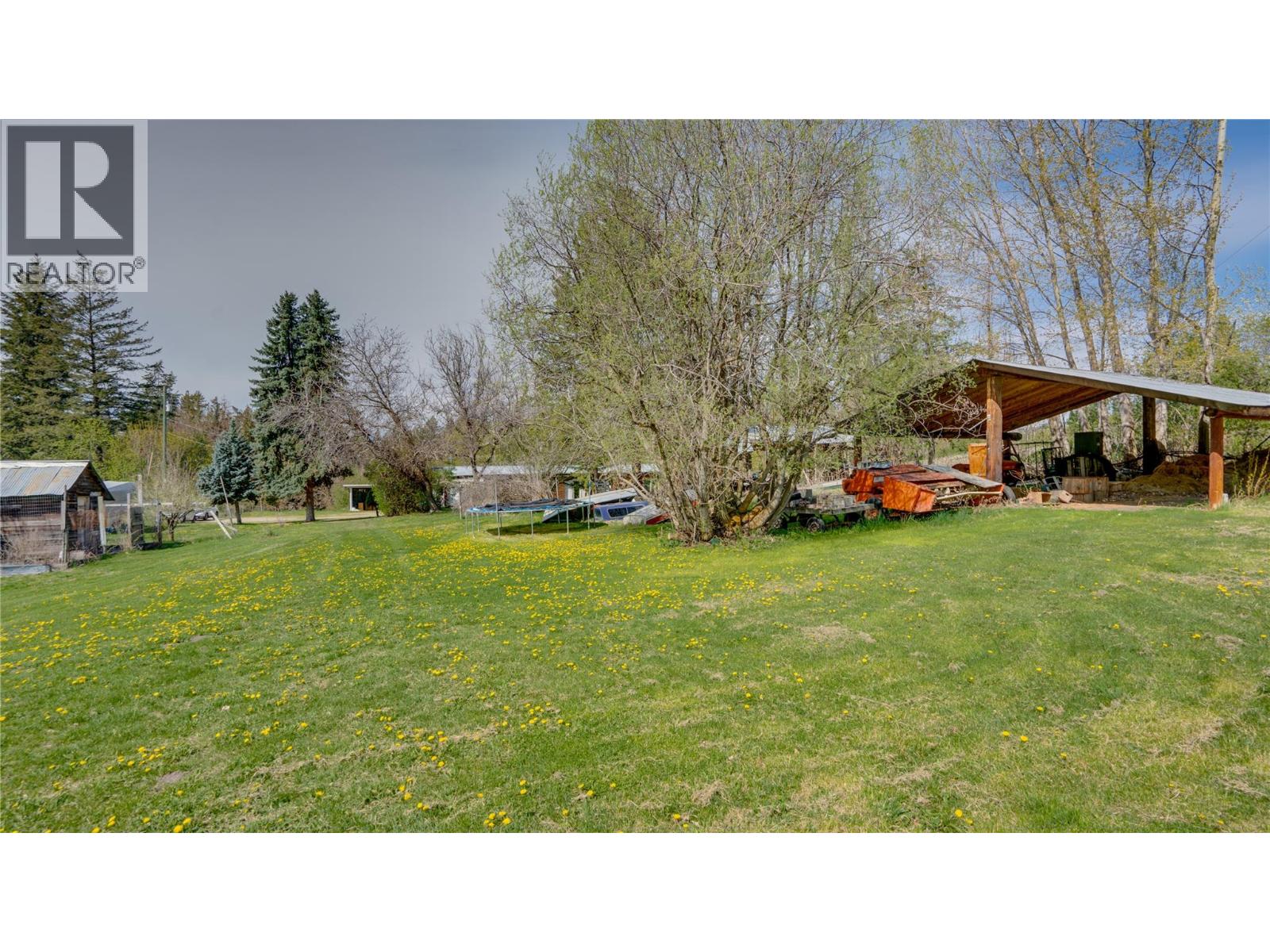 5677 Brentwood Road, Vernon, British Columbia  V1B 3K1 - Photo 43 - 10384654