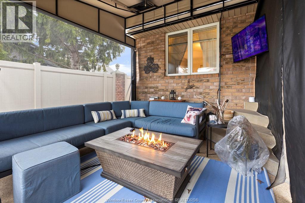 606 George Kennedy Way, Lakeshore, Ontario  N8L 0Z9 - Photo 32 - 26006198