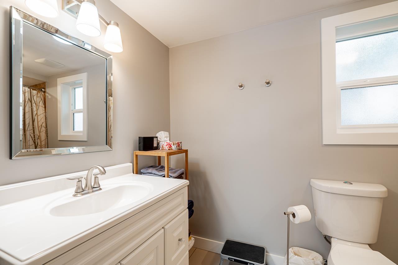 14205 Melrose Drive, Surrey, British Columbia  V3R 5R3 - Photo 33 - R3116117