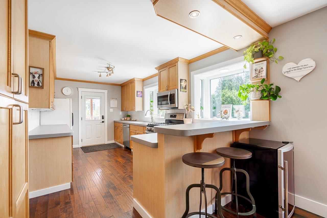 14205 Melrose Drive, Surrey, British Columbia  V3R 5R3 - Photo 8 - R3116117