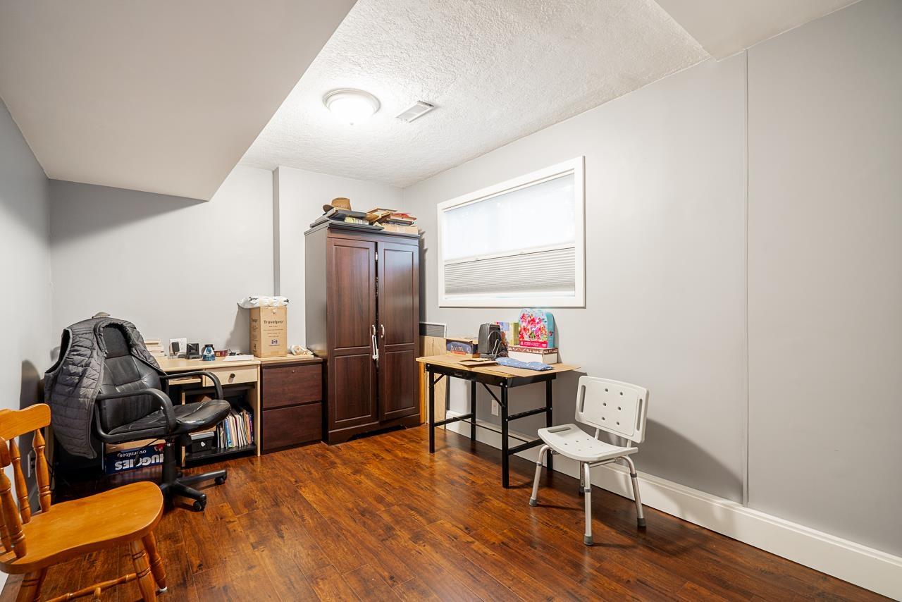 14205 Melrose Drive, Surrey, British Columbia  V3R 5R3 - Photo 31 - R3116117