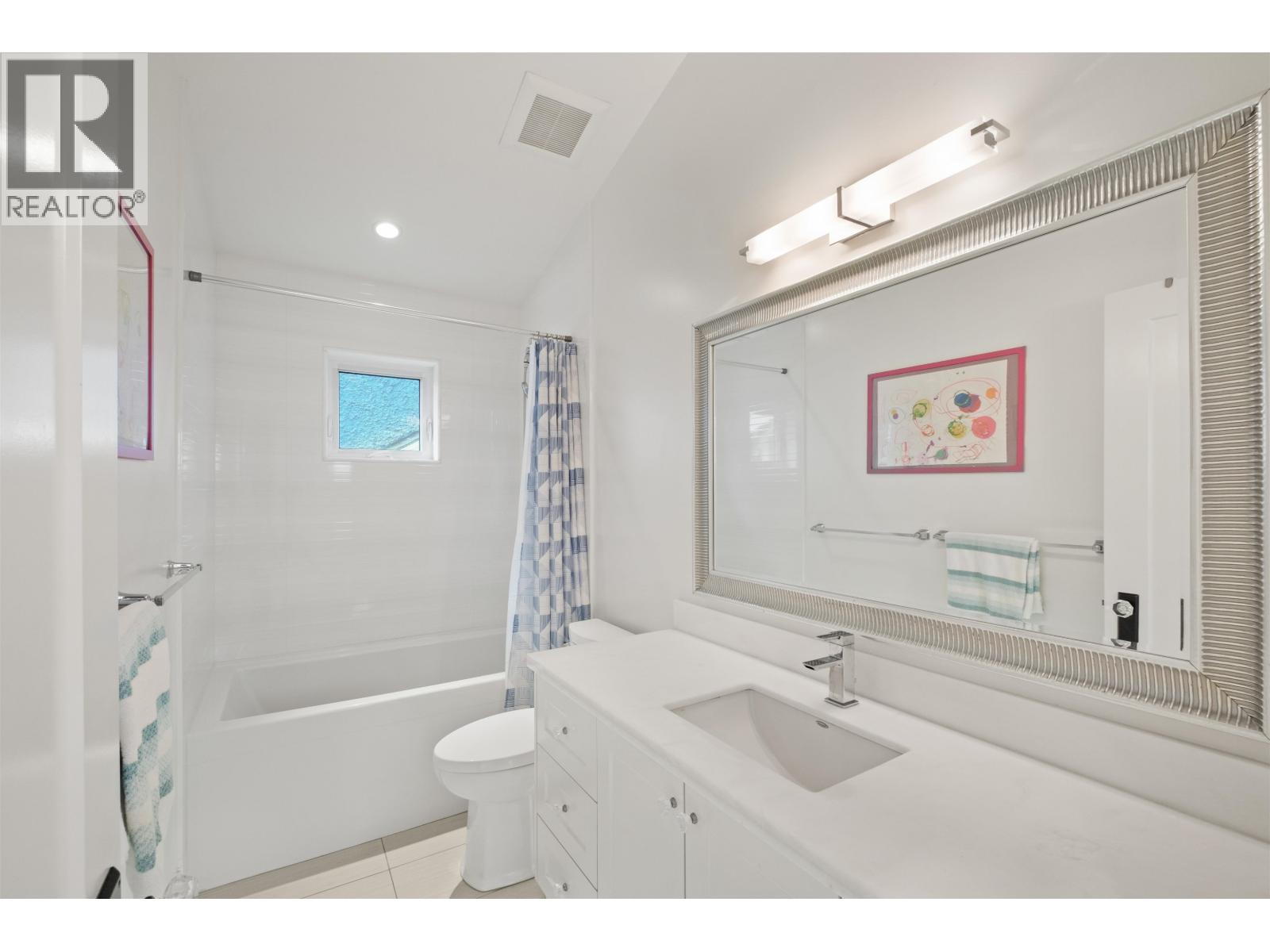 1008 E 14th Avenue, Vancouver, British Columbia  V5T 2N9 - Photo 24 - R3116412