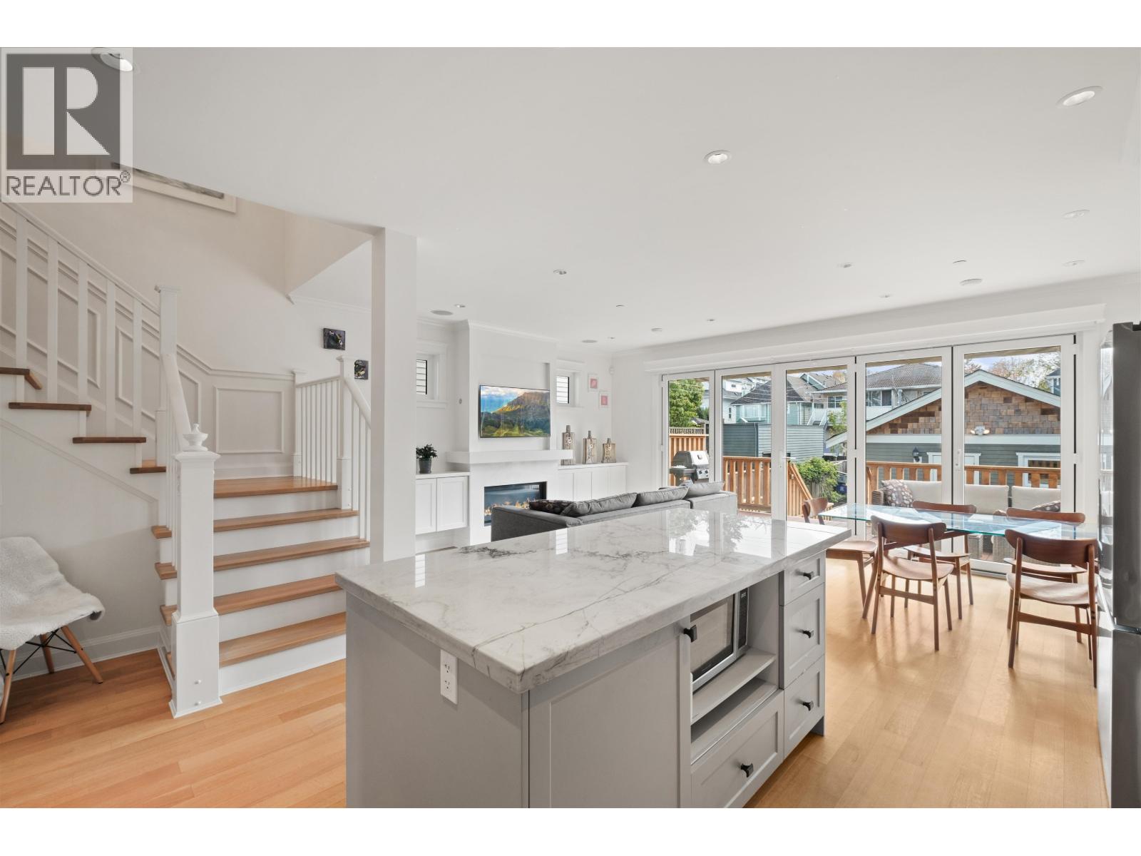 1008 E 14th Avenue, Vancouver, British Columbia  V5T 2N9 - Photo 15 - R3116412