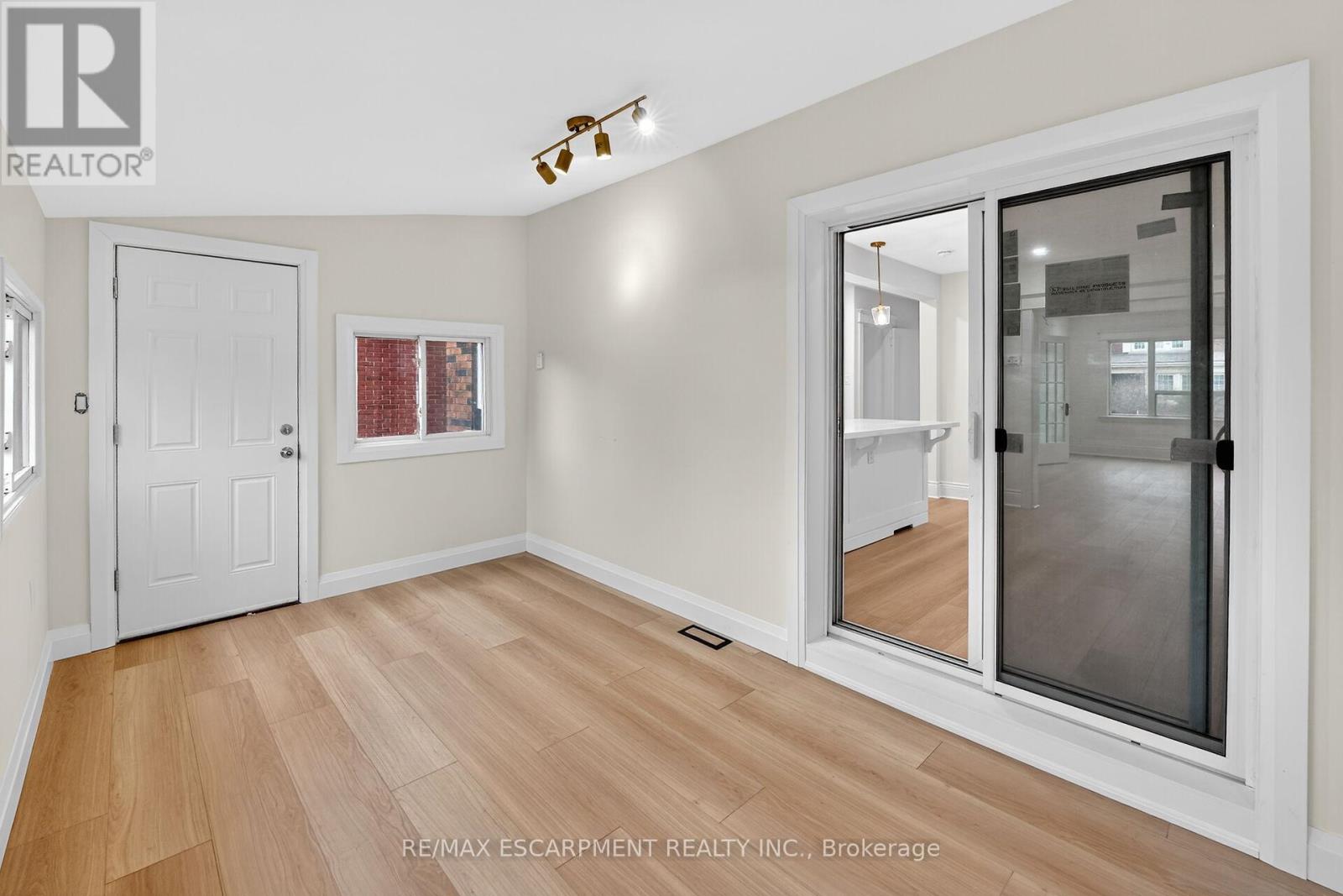 101 Houghton Avenue S, Hamilton, Ontario  L8K 2M9 - Photo 21 - X13012580