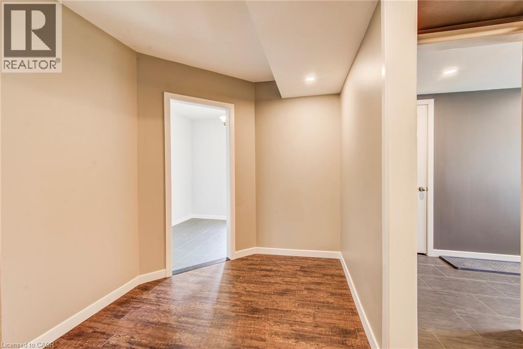 114 Dalegrove Drive, Kitchener, Ontario  N2M 2G5 - Photo 5 - 40824451