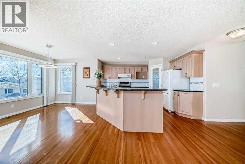 300 Hampstead Road NW, Calgary, Alberta  T3A 6G4 - Photo 5 - A2292670