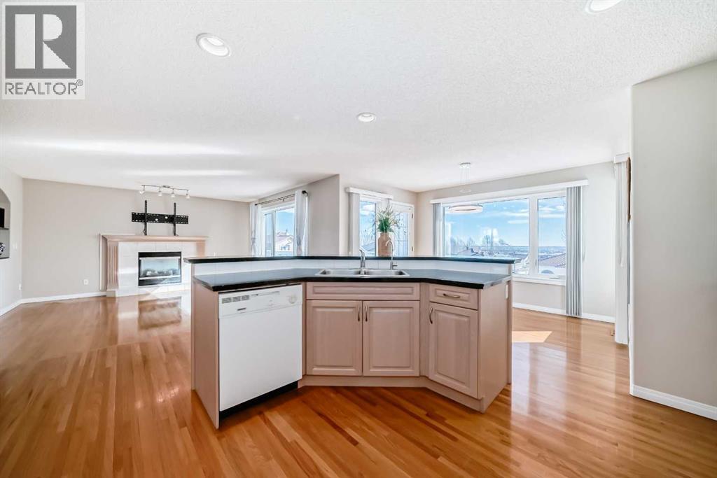 300 Hampstead Road NW, Calgary, Alberta  T3A 6G4 - Photo 8 - A2292670