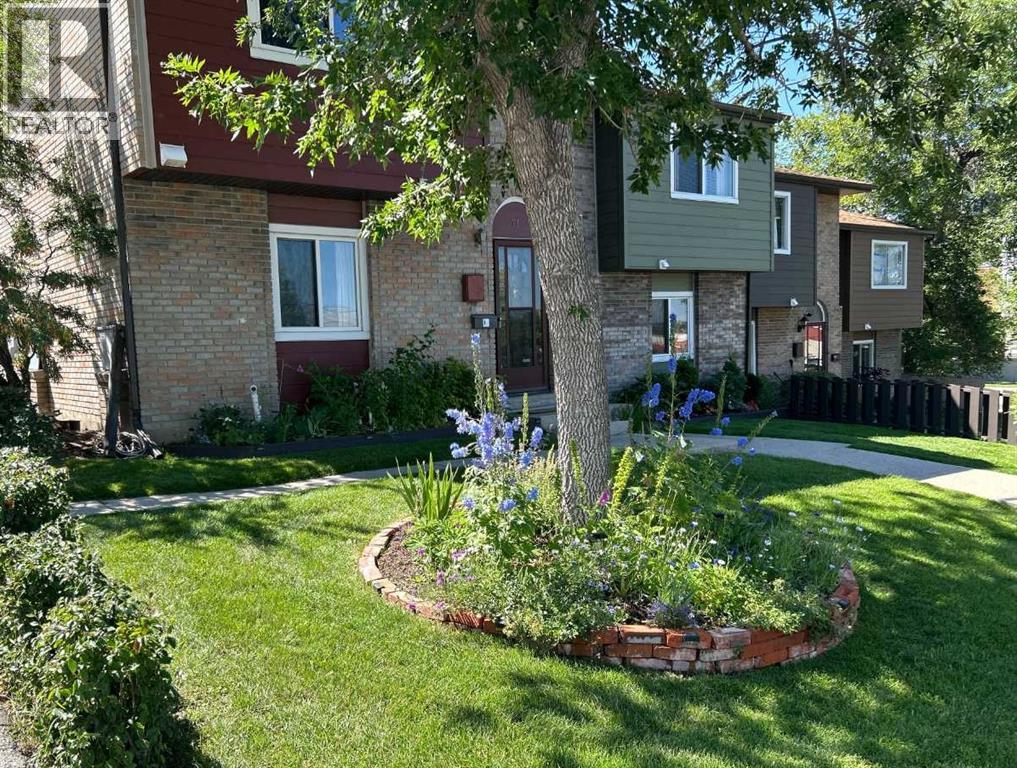 71, 210 86 Avenue Se, Calgary, Alberta  T2H 1N6 - Photo 2 - A2301511