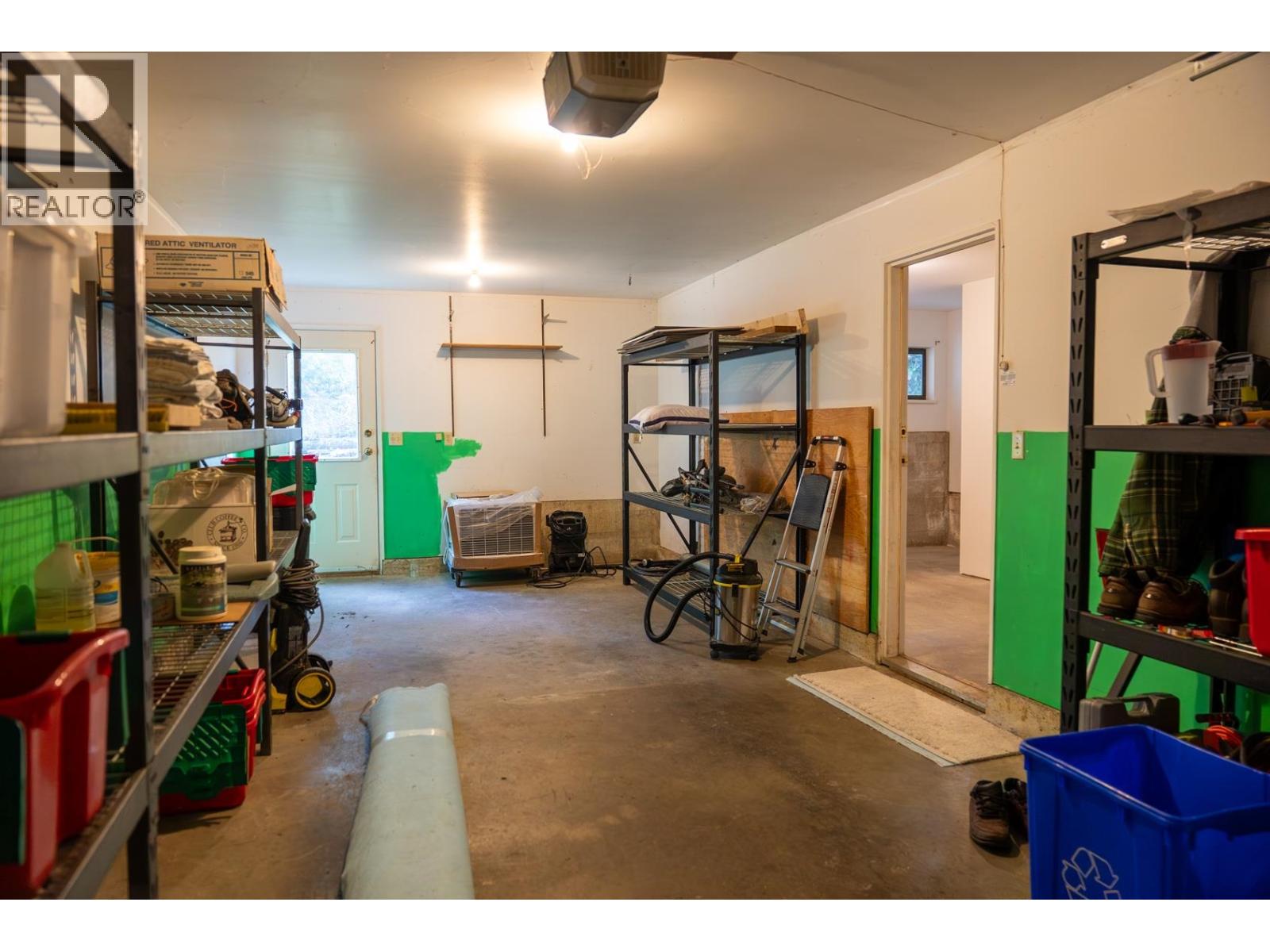 37150 Schooner Way, Pender Island, British Columbia  V0N 2M2 - Photo 30 - R3068457