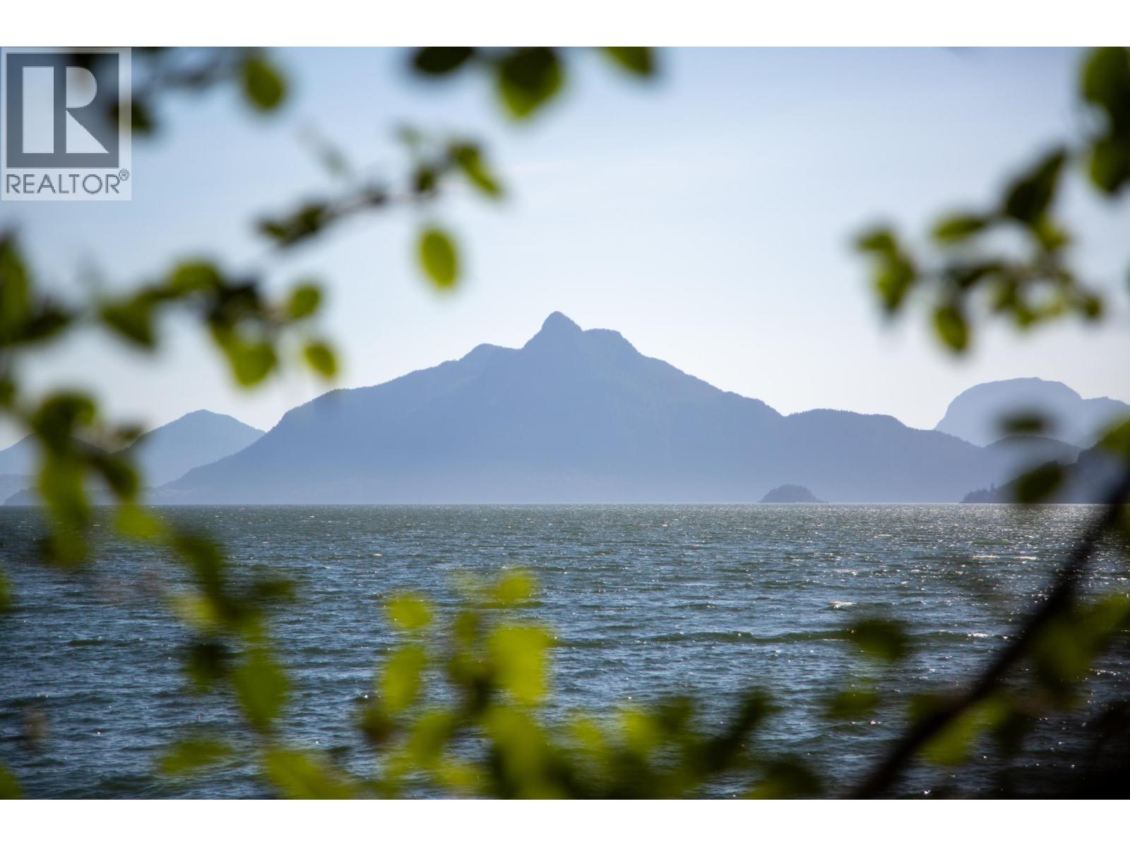 156 Shaughnessy Heights, Britannia Beach, British Columbia  V8B 1J2 - Photo 2 - R3116432