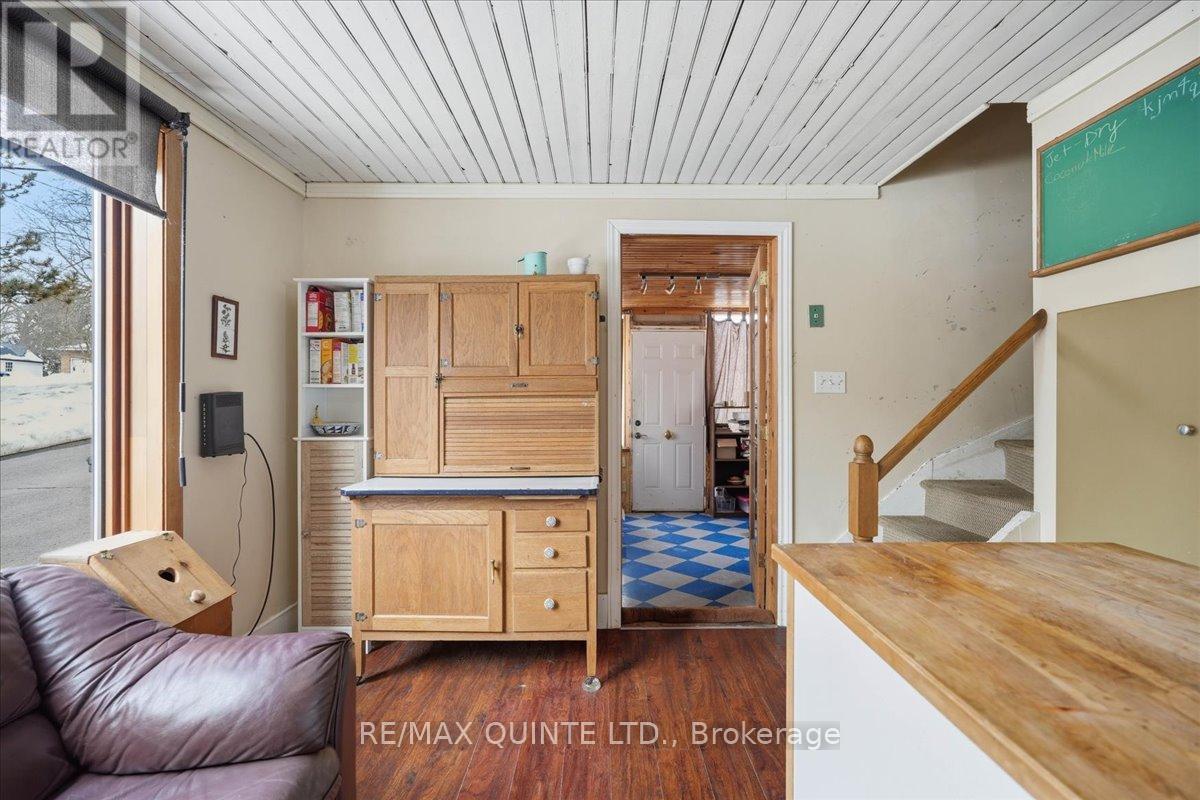 163 Main Street, Prince Edward County, Ontario  K0K 1G0 - Photo 17 - X12855046
