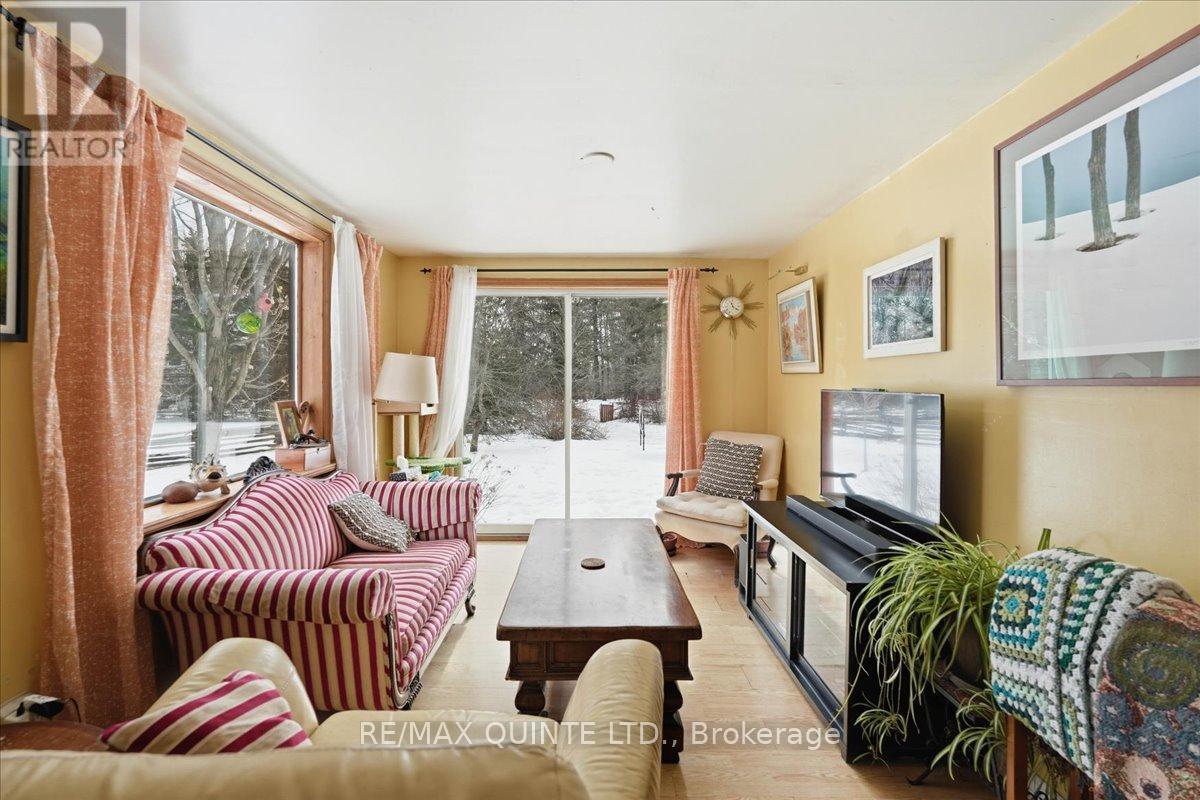 163 Main Street, Prince Edward County, Ontario  K0K 1G0 - Photo 21 - X12855046