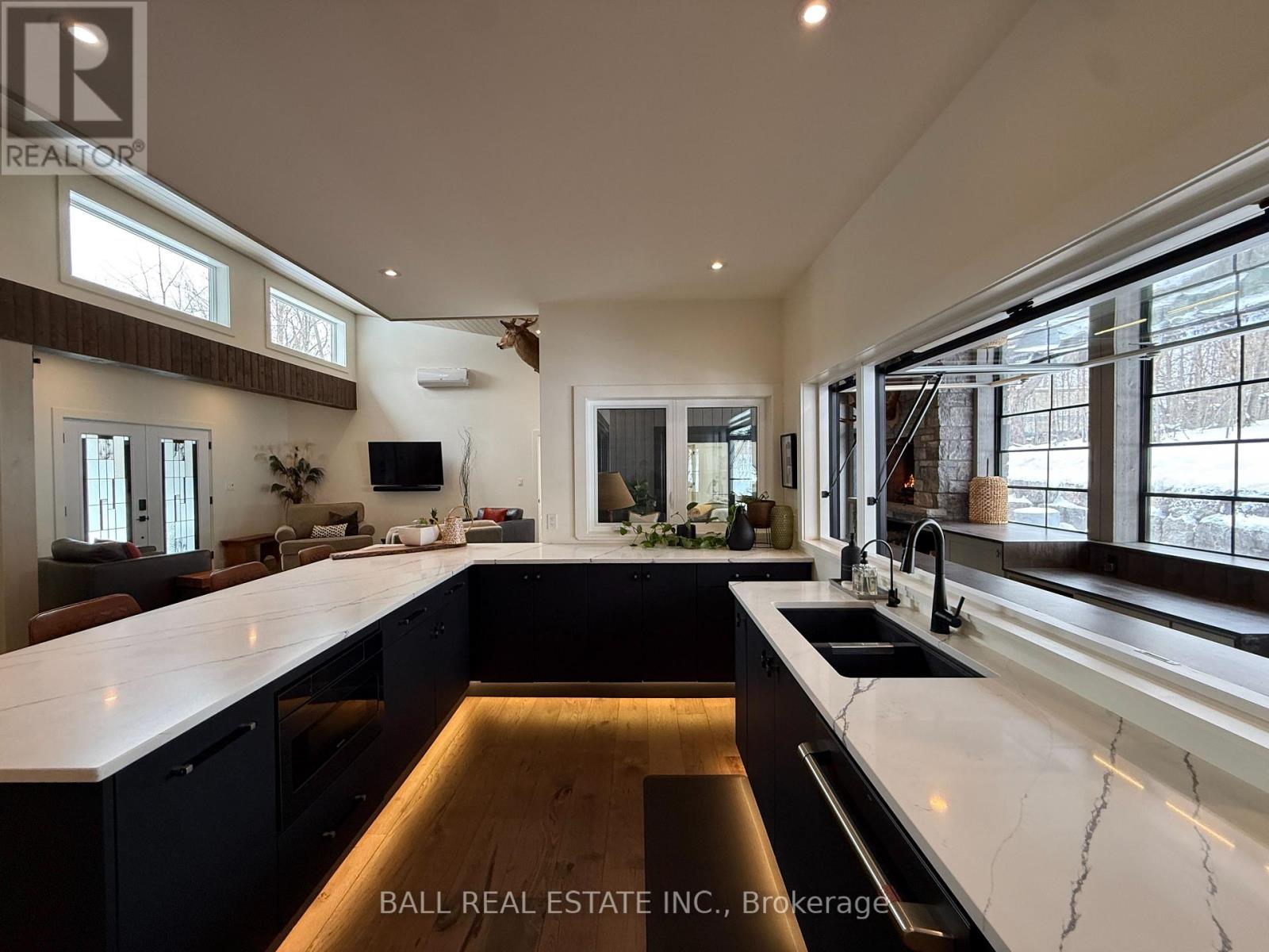 33 Laplantes Road, Trent Lakes, Ontario  K0L 1J0 - Photo 8 - X12904182