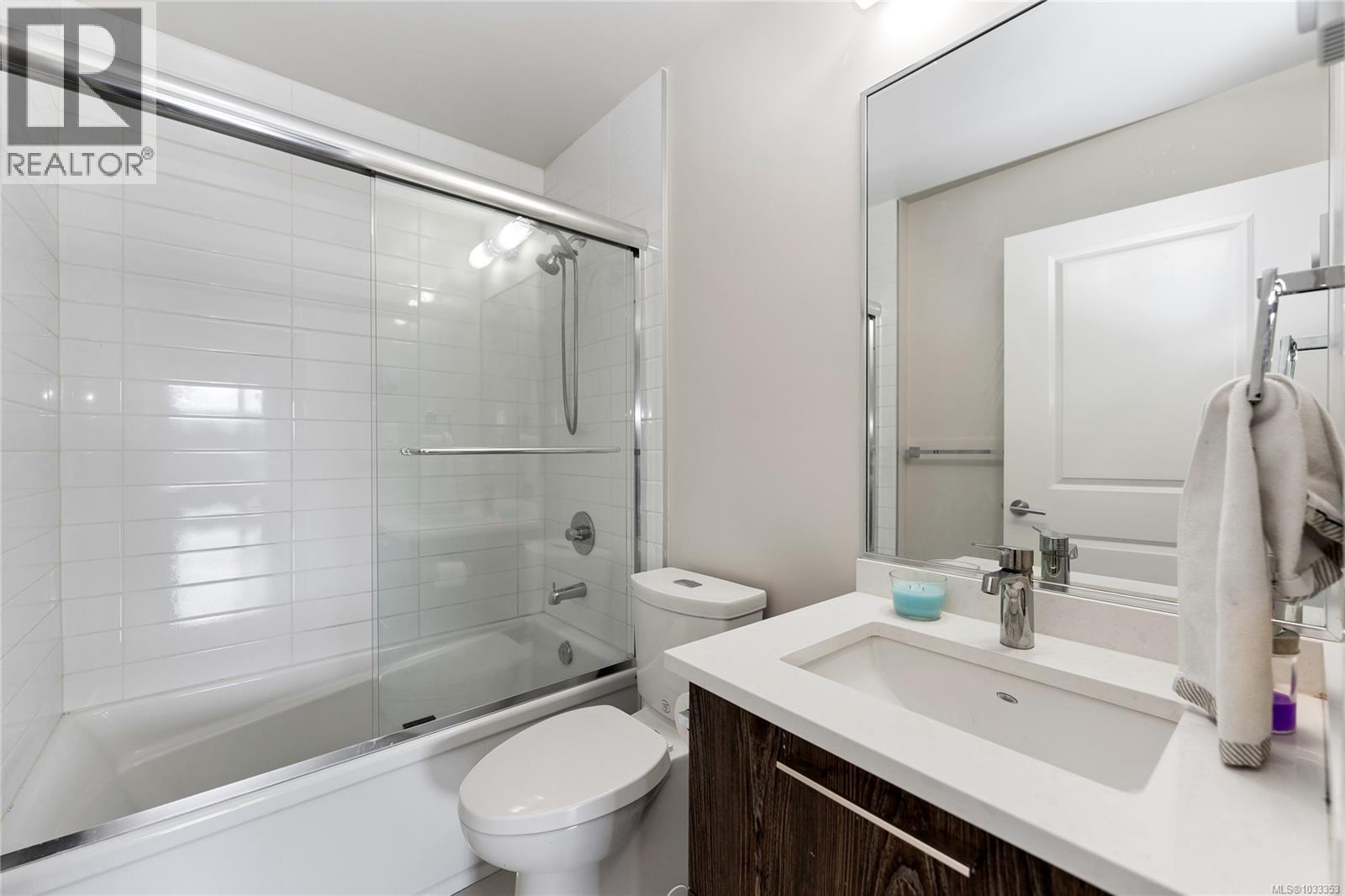 309 1000 Inverness Rd, Saanich, British Columbia  V8X 2S1 - Photo 15 - 1033353