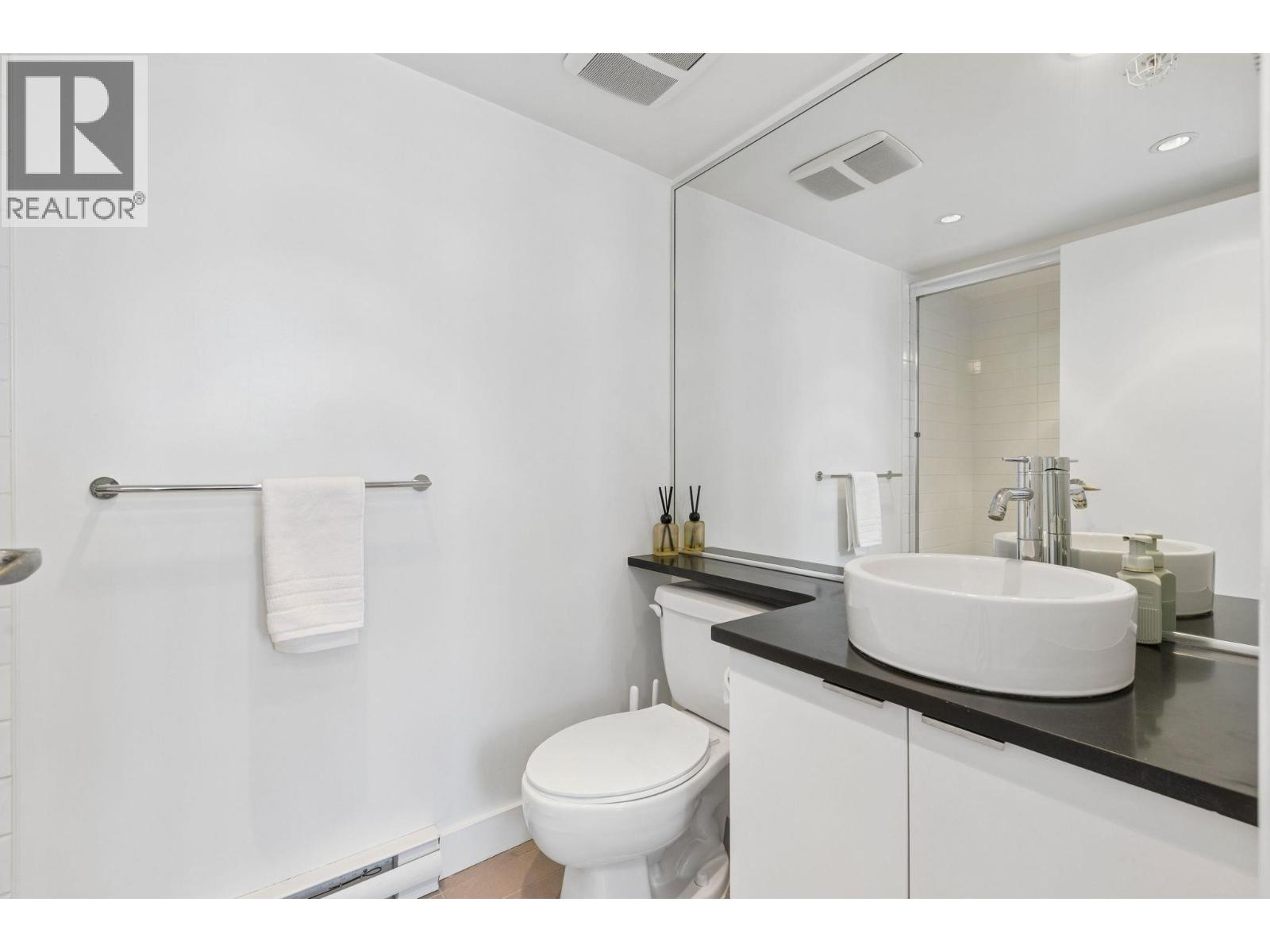 Ph2605 788 Hamilton Street, Vancouver, British Columbia  V6B 0E9 - Photo 11 - R3116516