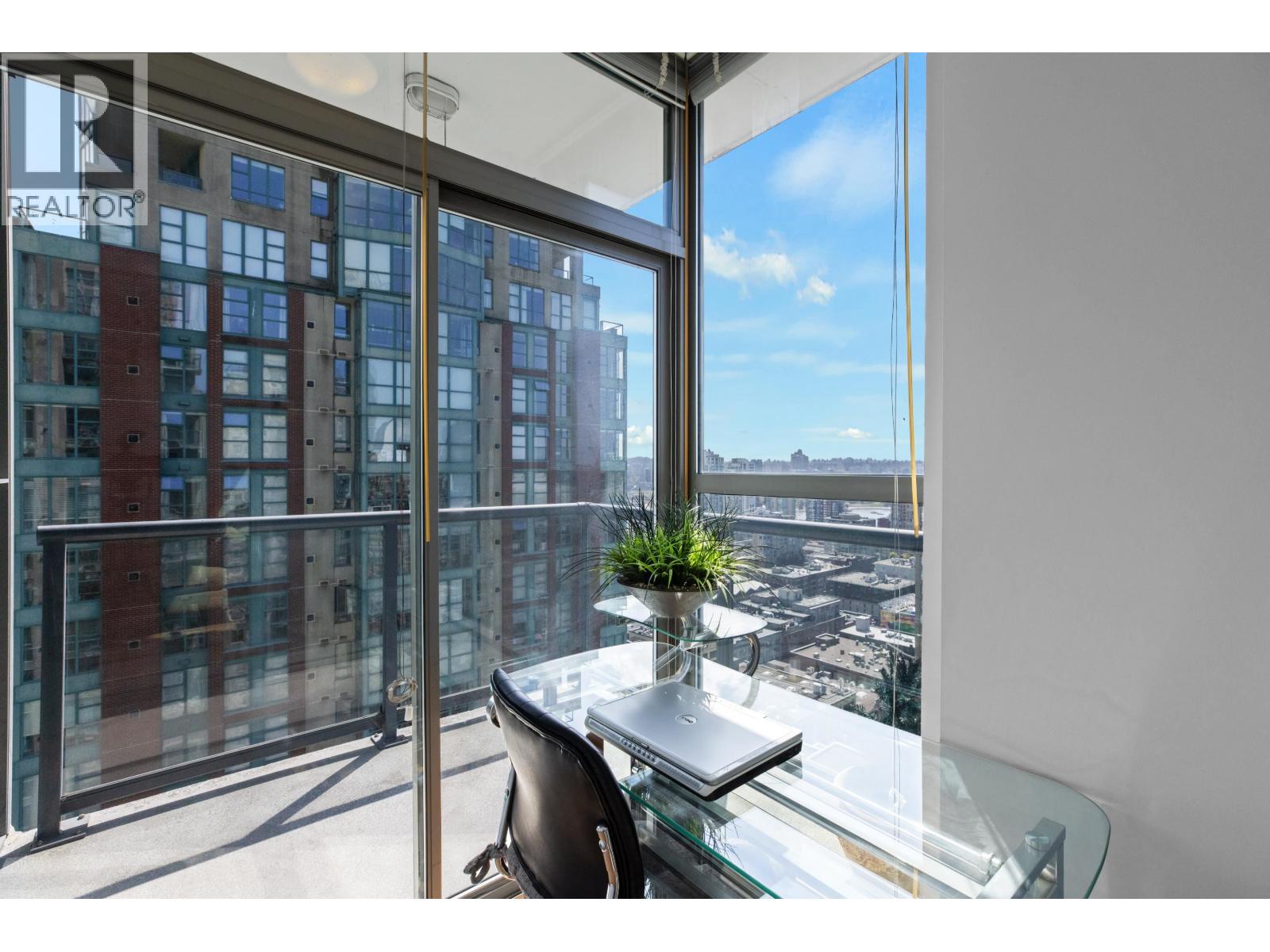 2505 928 Richards Street, Downtown, British Columbia  V6B 3C1 - Photo 15 - R3116534