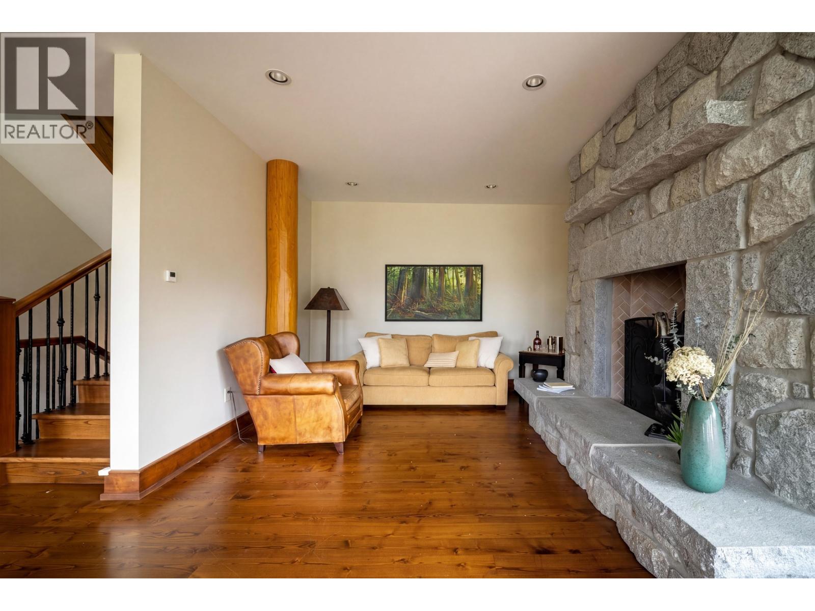 3803 Sunridge Place, Whistler, British Columbia  V0N 1B3 - Photo 14 - R3116508