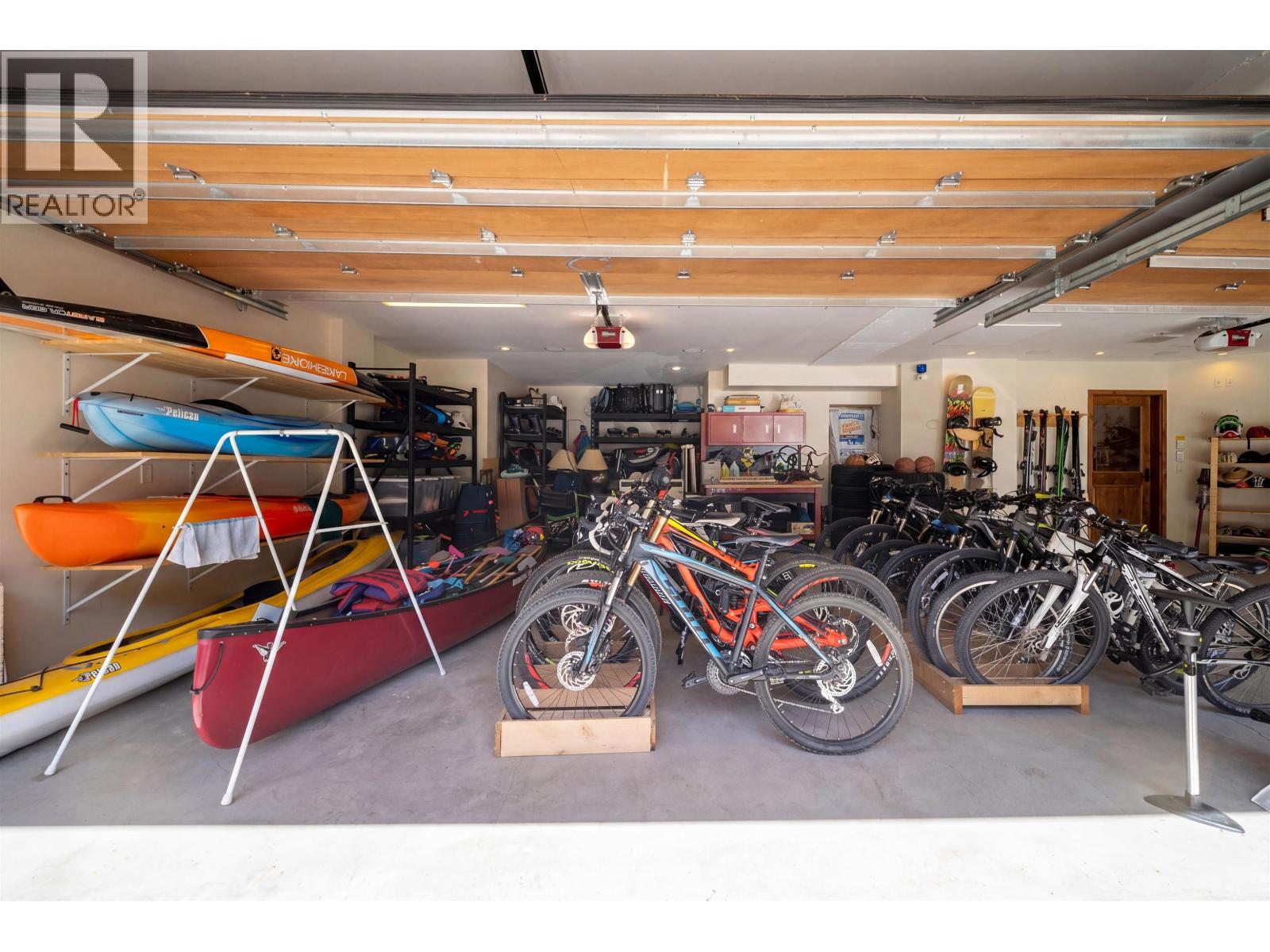 3803 Sunridge Place, Whistler, British Columbia  V0N 1B3 - Photo 31 - R3116508