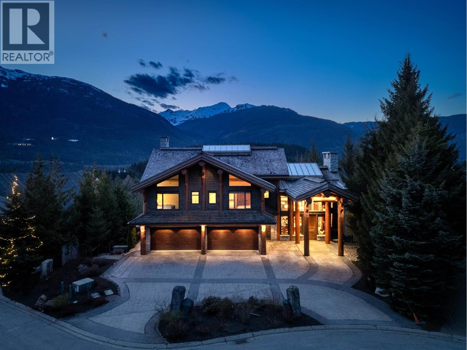3803 Sunridge Place, Whistler, British Columbia  V0N 1B3 - Photo 37 - R3116508