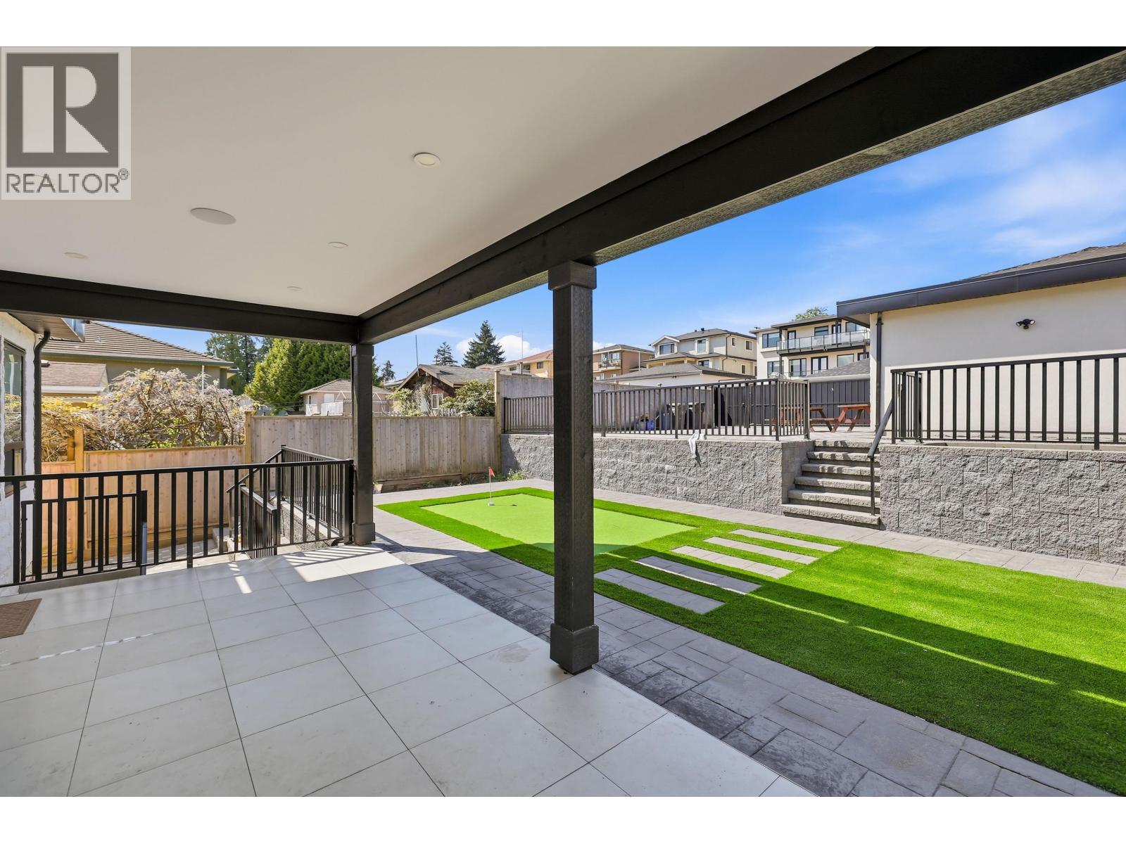 8061 11th Avenue, Burnaby, British Columbia  V3N 2N8 - Photo 36 - R3116511