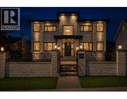 8061 11TH AVENUE, Burnaby, British Columbia