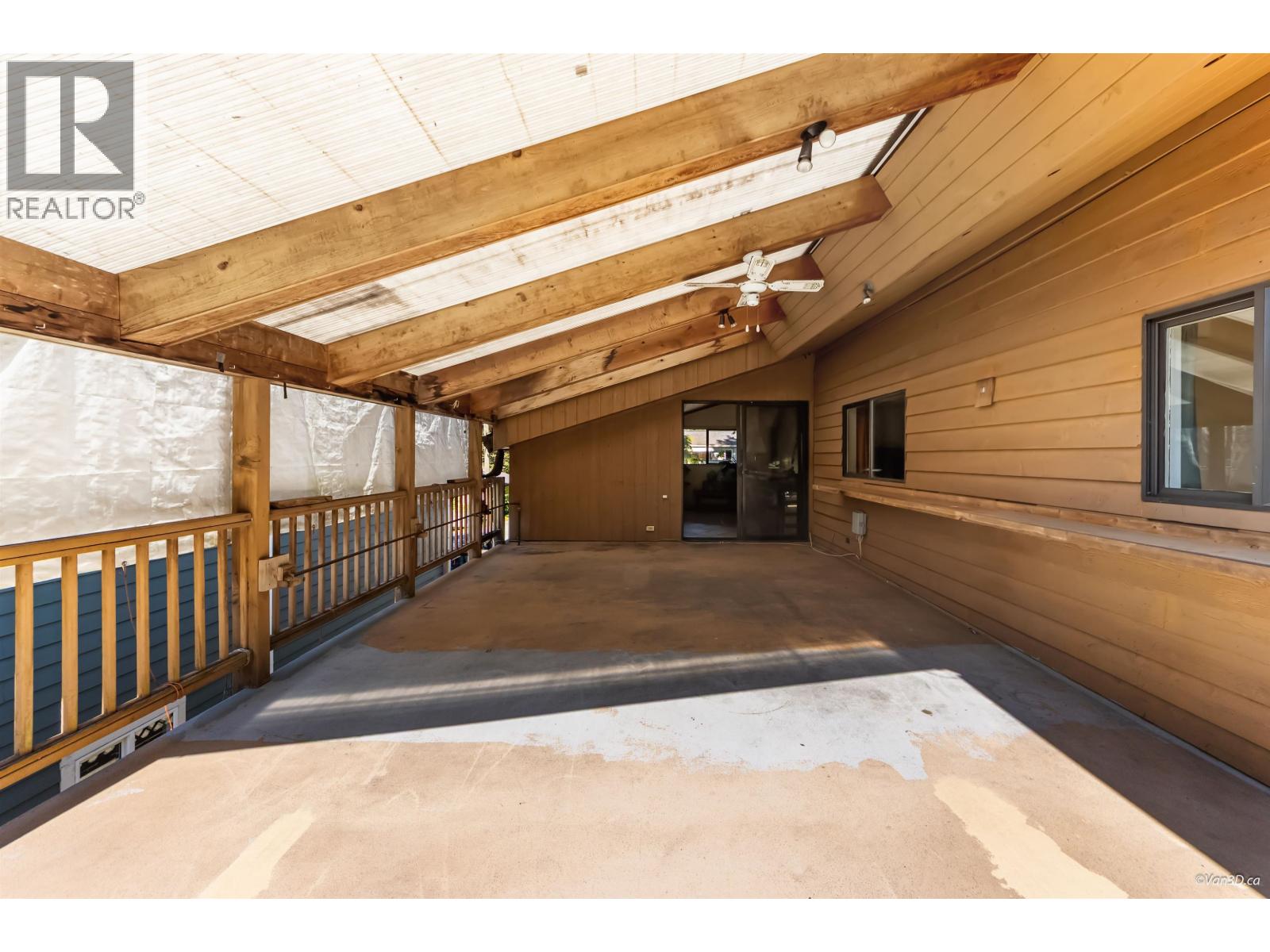 4585 Raeburn Street, North Vancouver, British Columbia  V7G 1K3 - Photo 31 - R3116521