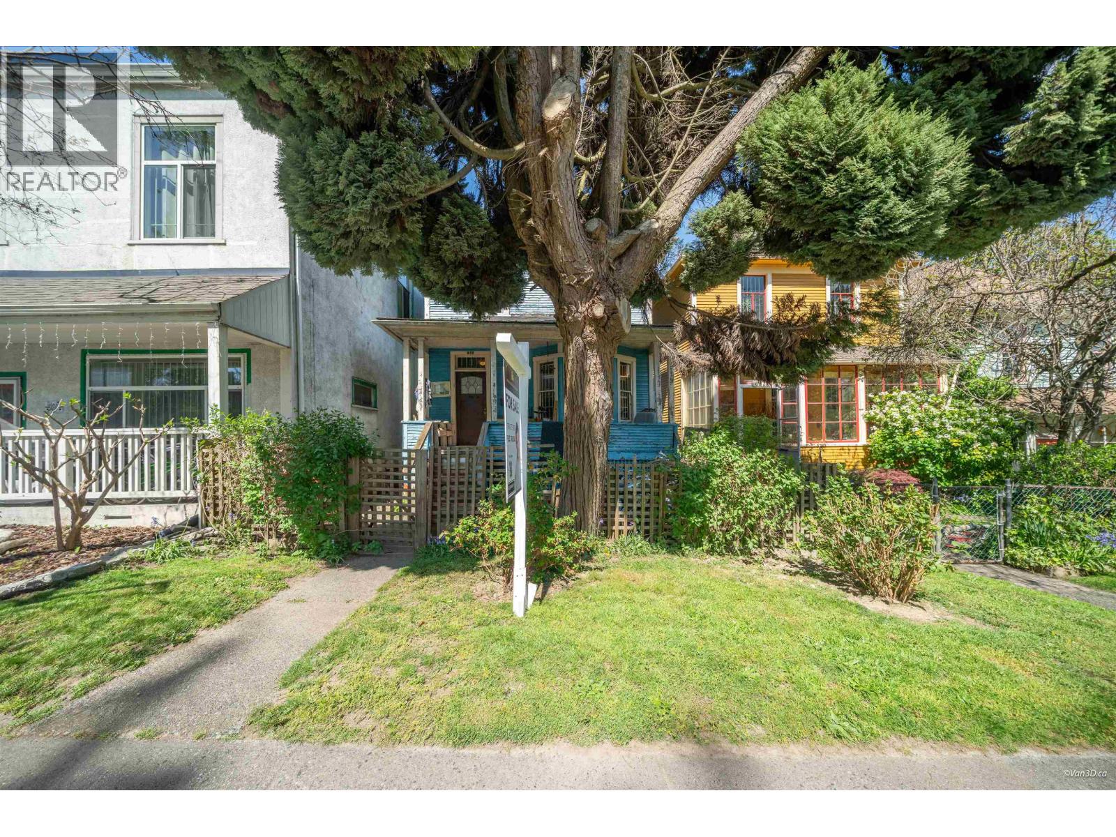 655 E Pender Street, Vancouver, British Columbia  V6A 1V6 - Photo 2 - R3116527