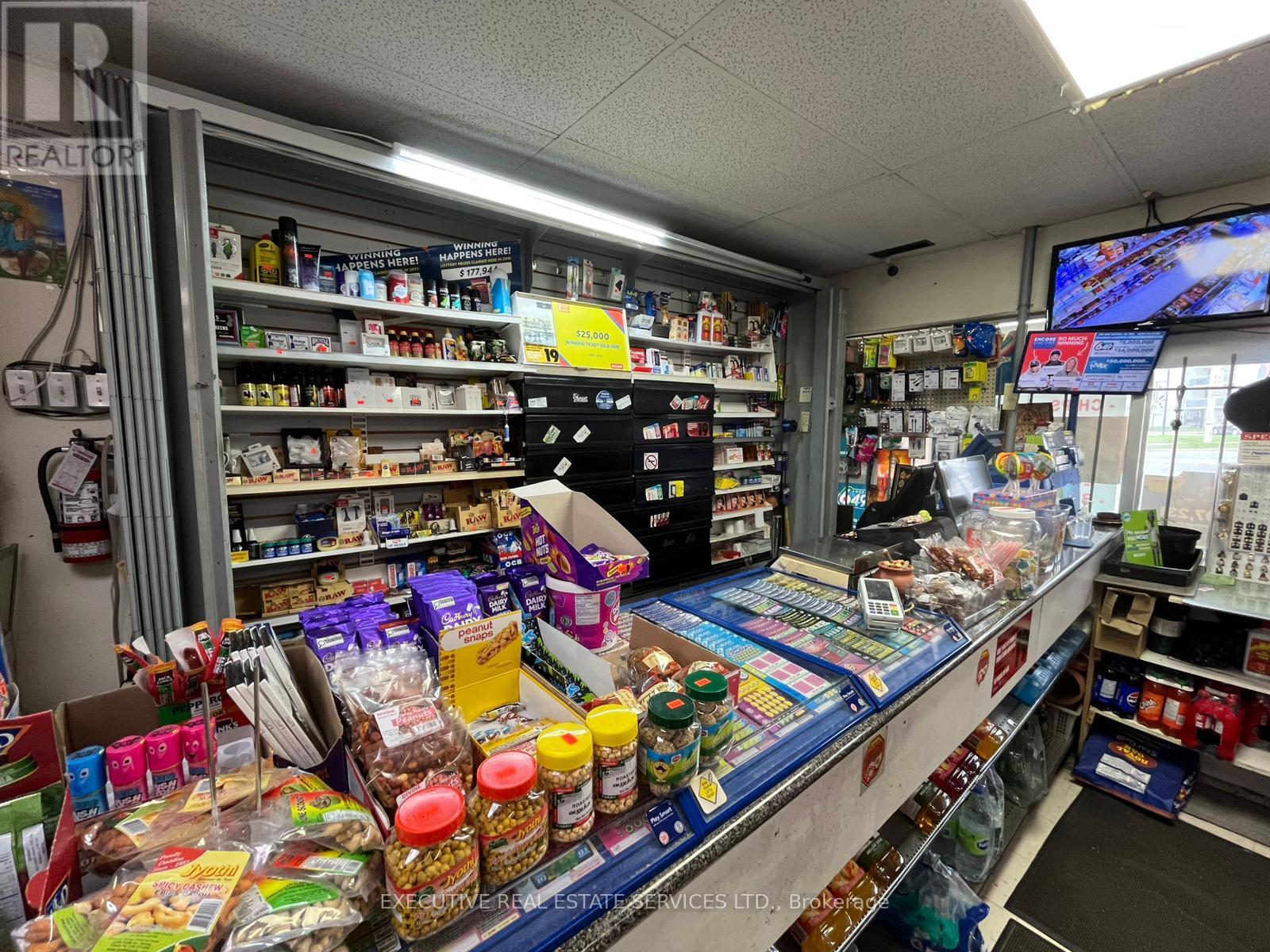 367 PITFIELD ROAD, Toronto, Ontario