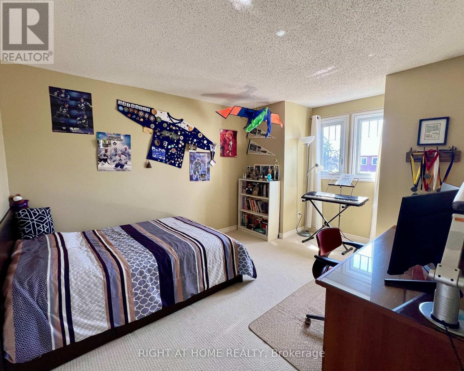 4 Silverbirch Place, Whitby, Ontario  L1R 1X7 - Photo 16 - E13050786