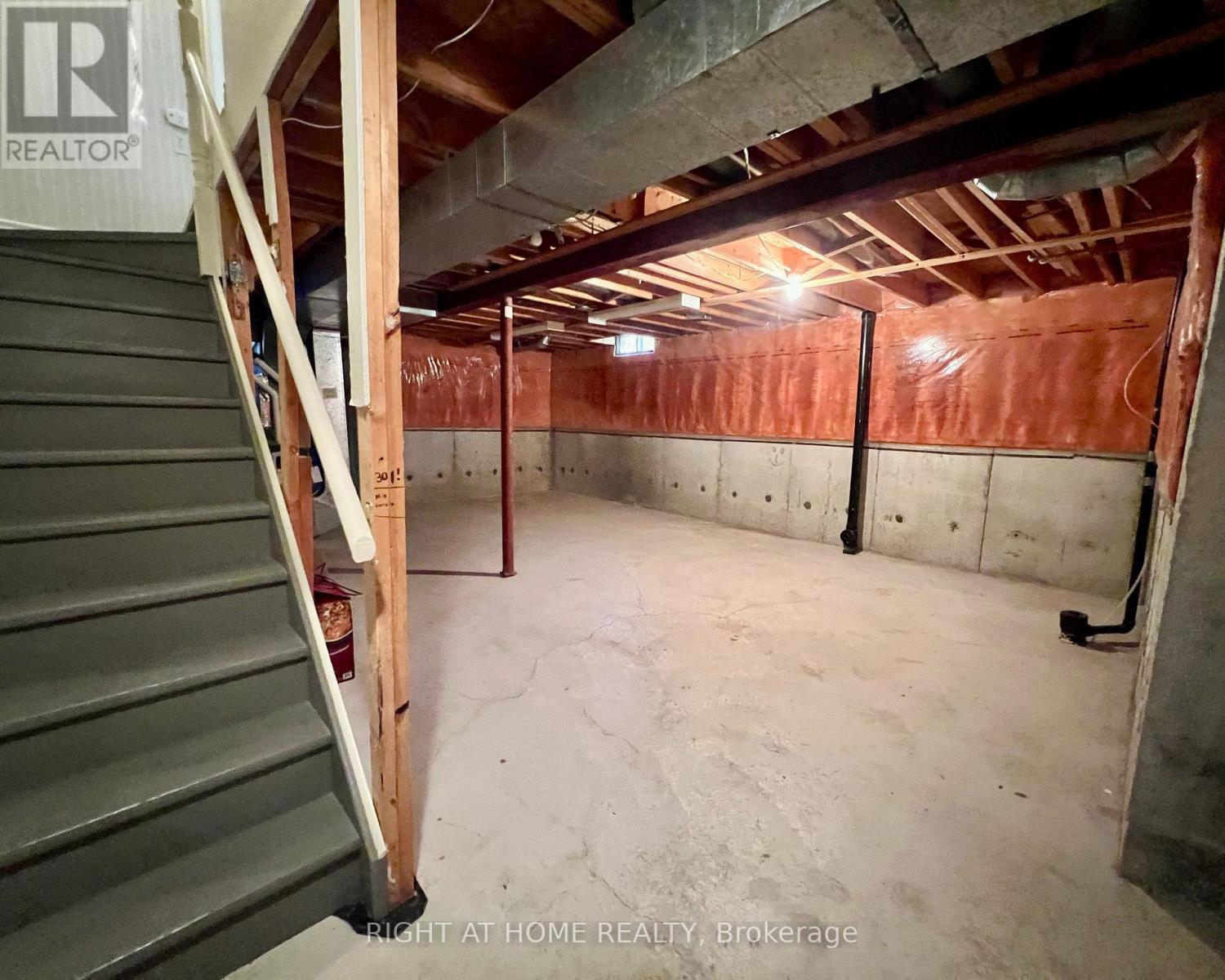 4 Silverbirch Place, Whitby, Ontario  L1R 1X7 - Photo 25 - E13050786