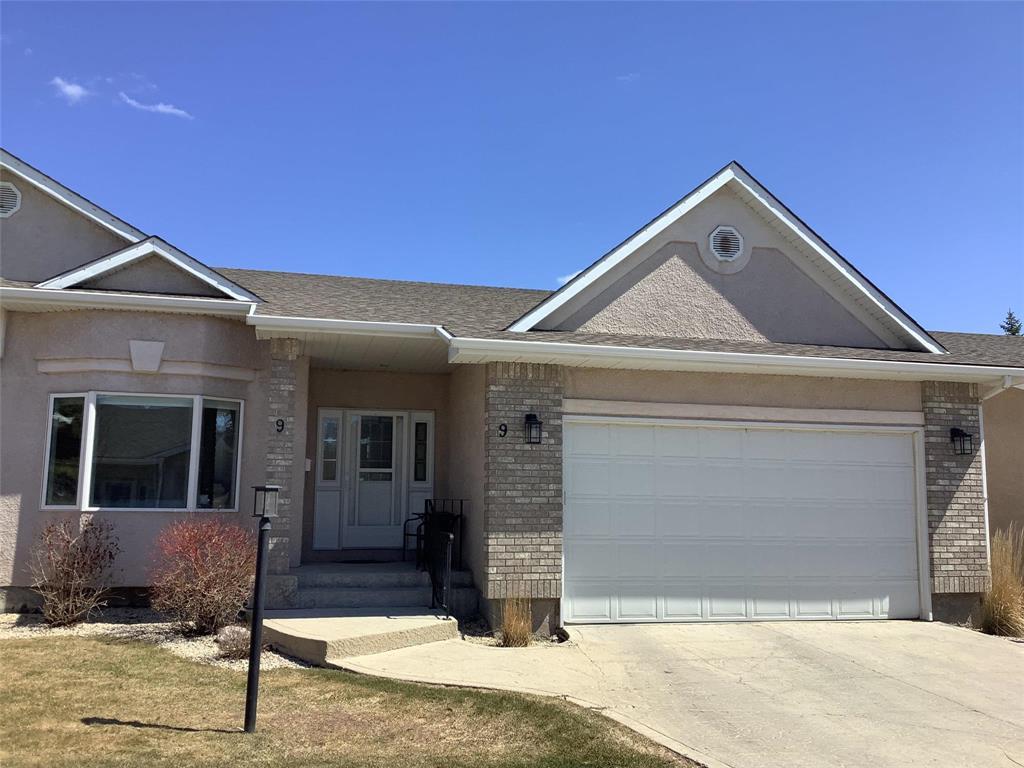 9 20 Orchard Hill Drive, Winnipeg, Manitoba  R3X 1Z5 - Photo 0 - 202608376