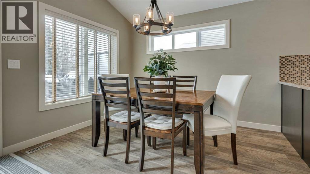 84 Isbister Close, Red Deer, Alberta  T4R 0B9 - Photo 11 - A2304300