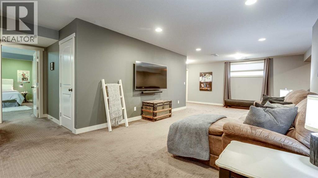 84 Isbister Close, Red Deer, Alberta  T4R 0B9 - Photo 28 - A2304300