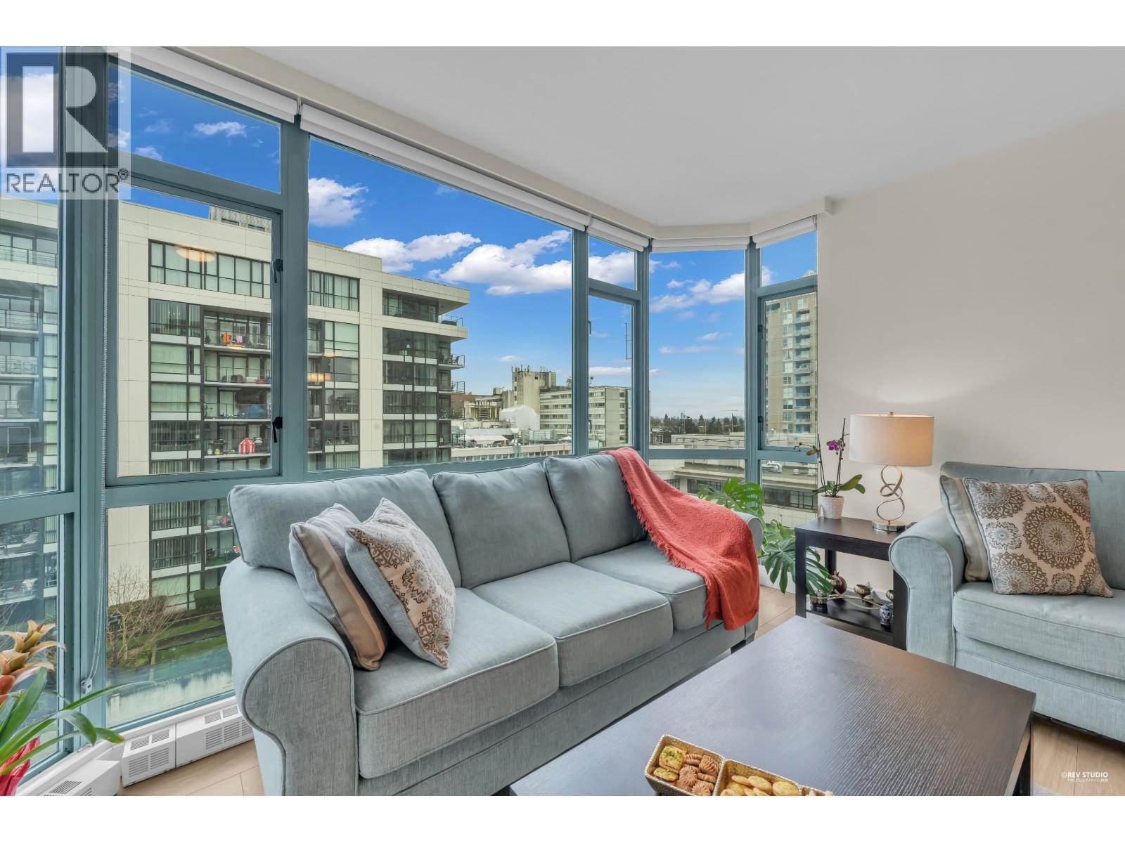 801 140 E 14 Street, North Vancouver, British Columbia  V7L 2N3 - Photo 4 - R3116416