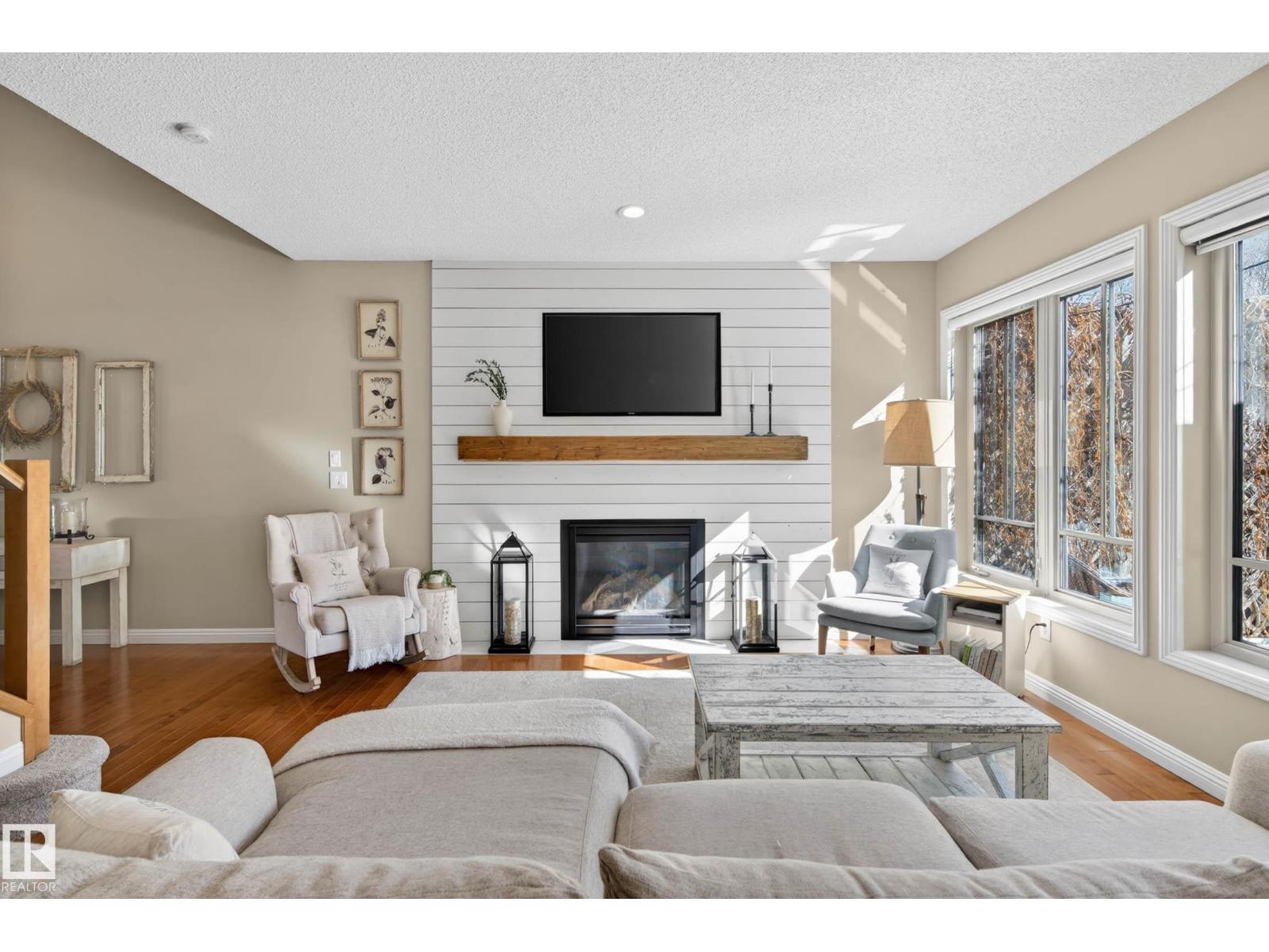 1110 Armitage Cr Sw, Edmonton, Alberta  T6W 0H2 - Photo 5 - E4484419