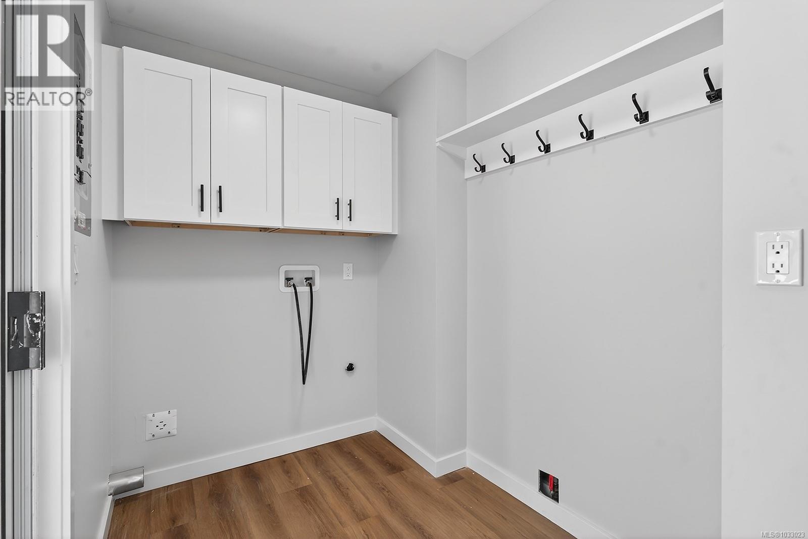 400 Manse Rd, French Creek, British Columbia  V9Y 2B2 - Photo 12 - 1033023