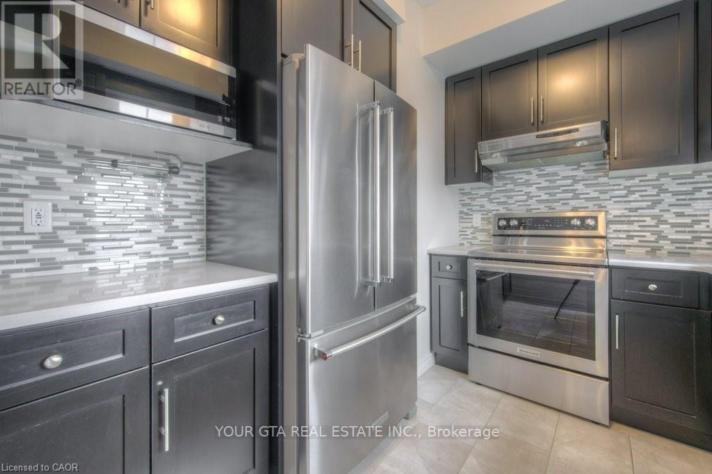 F2 - 70 Willowrun Drive, Kitchener, Ontario  N2B 1H1 - Photo 2 - X13050806