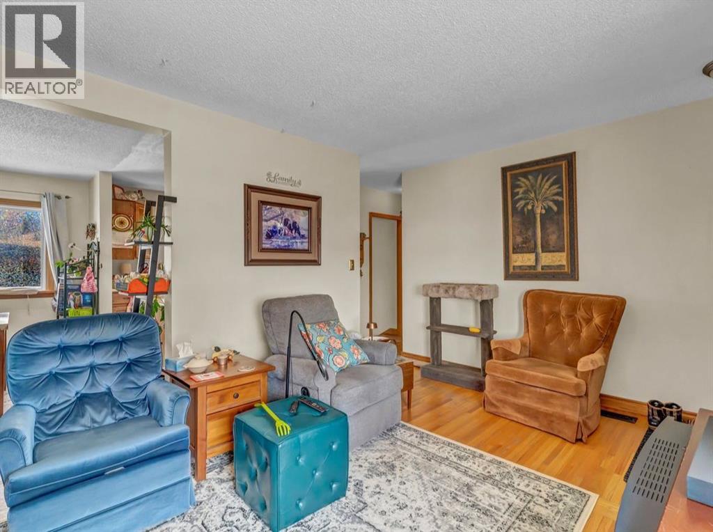 76 12 Street Sw, Medicine Hat, Alberta  T1A 4T3 - Photo 7 - A2305143