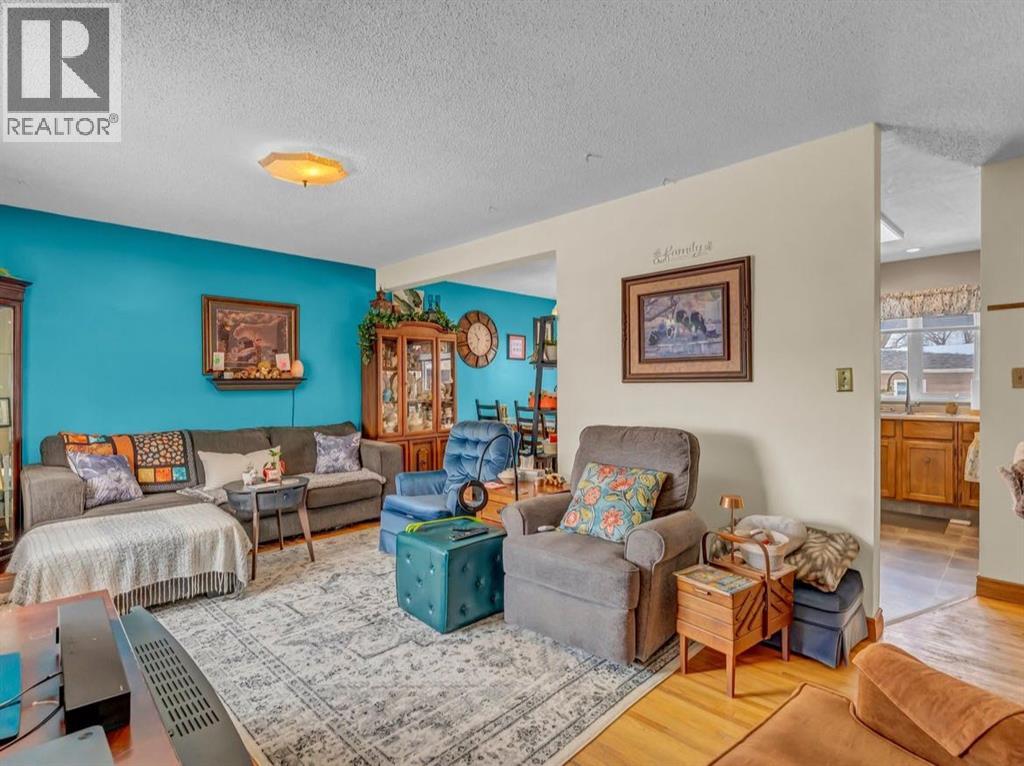 76 12 Street Sw, Medicine Hat, Alberta  T1A 4T3 - Photo 8 - A2305143