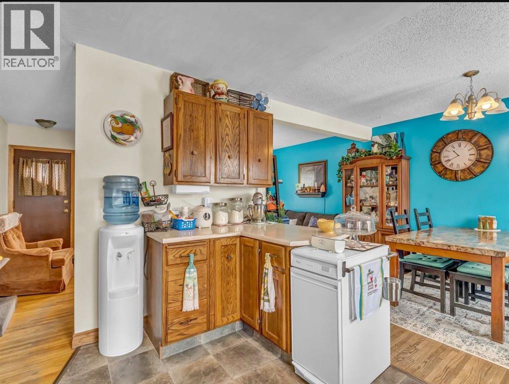 76 12 Street Sw, Medicine Hat, Alberta  T1A 4T3 - Photo 15 - A2305143