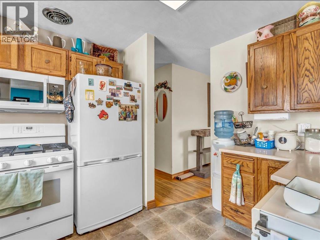 76 12 Street Sw, Medicine Hat, Alberta  T1A 4T3 - Photo 14 - A2305143