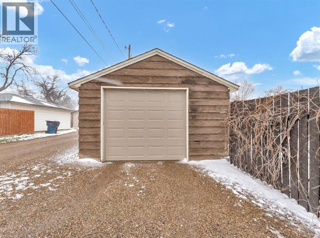 76 12 Street Sw, Medicine Hat, Alberta  T1A 4T3 - Photo 41 - A2305143