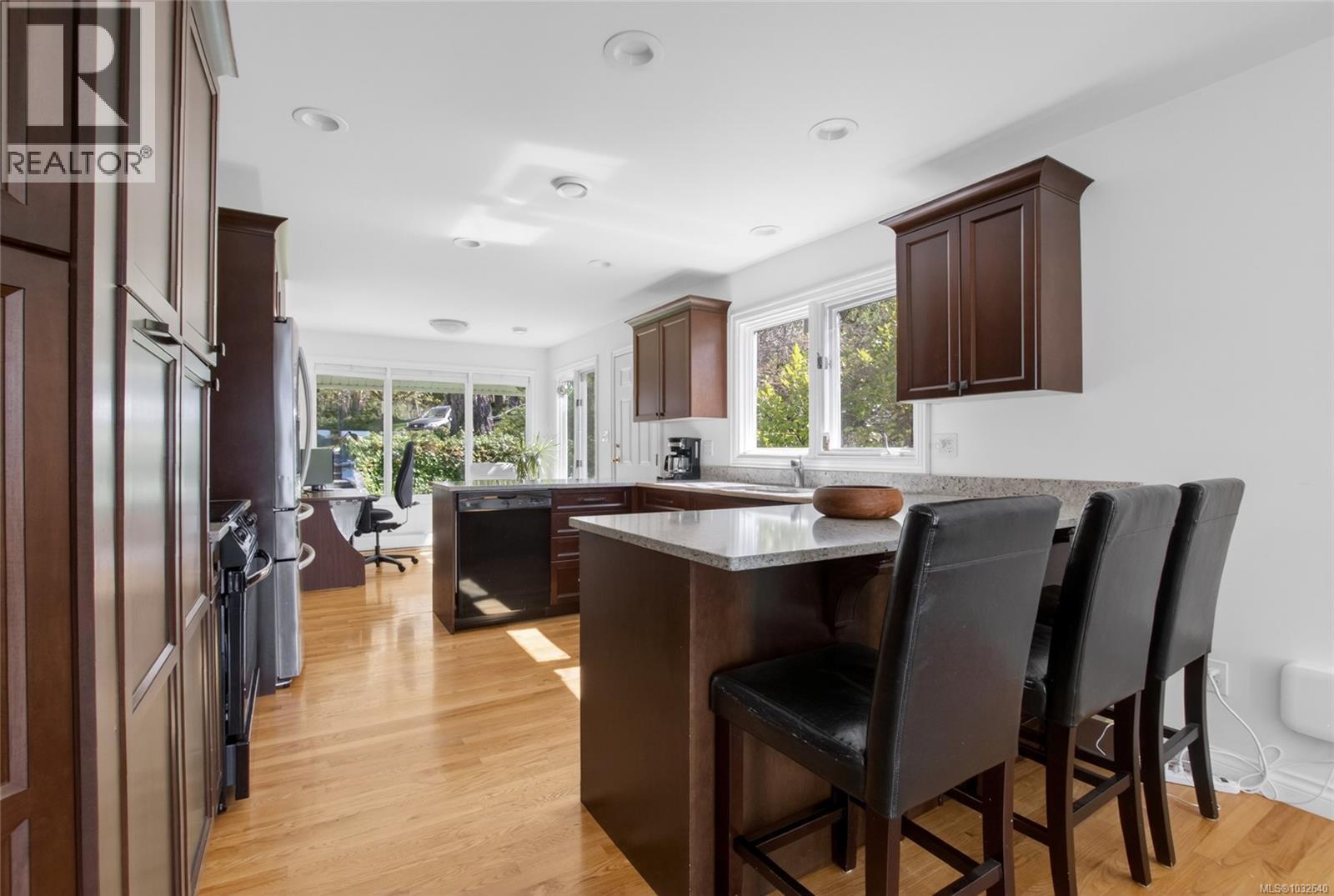 2664 Heald Rd, Shawnigan Lake, British Columbia  V0R 2W0 - Photo 12 - 1032640