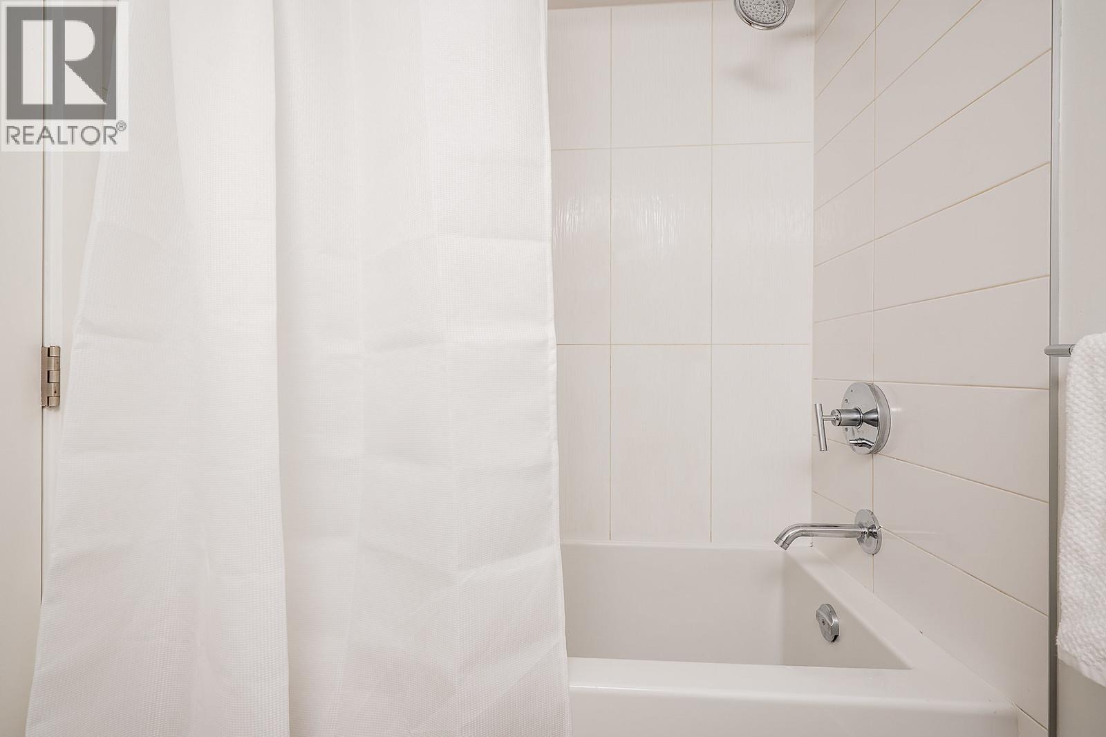 2751 Spring Street, Port Moody, British Columbia  V3H 0H3 - Photo 22 - R3098227