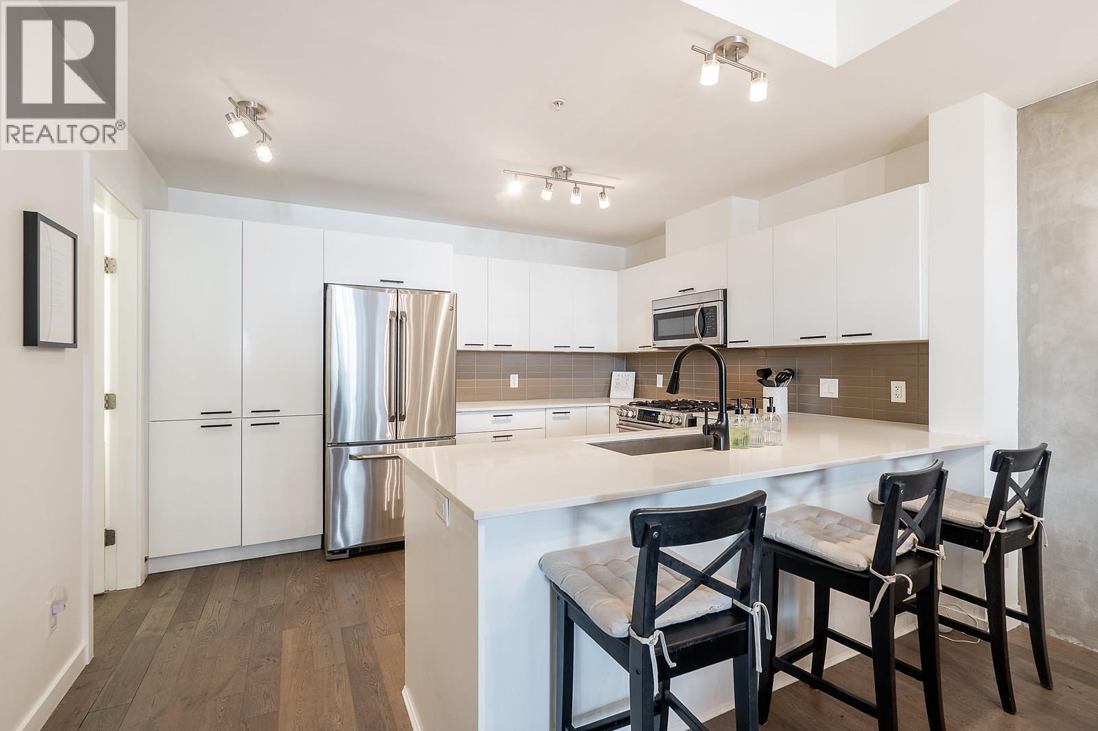 2751 Spring Street, Port Moody, British Columbia  V3H 0H3 - Photo 7 - R3098227