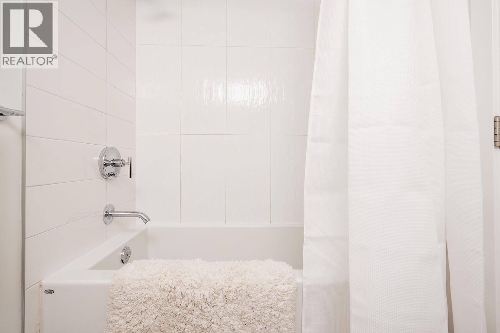 2751 Spring Street, Port Moody, British Columbia  V3H 0H3 - Photo 18 - R3098227